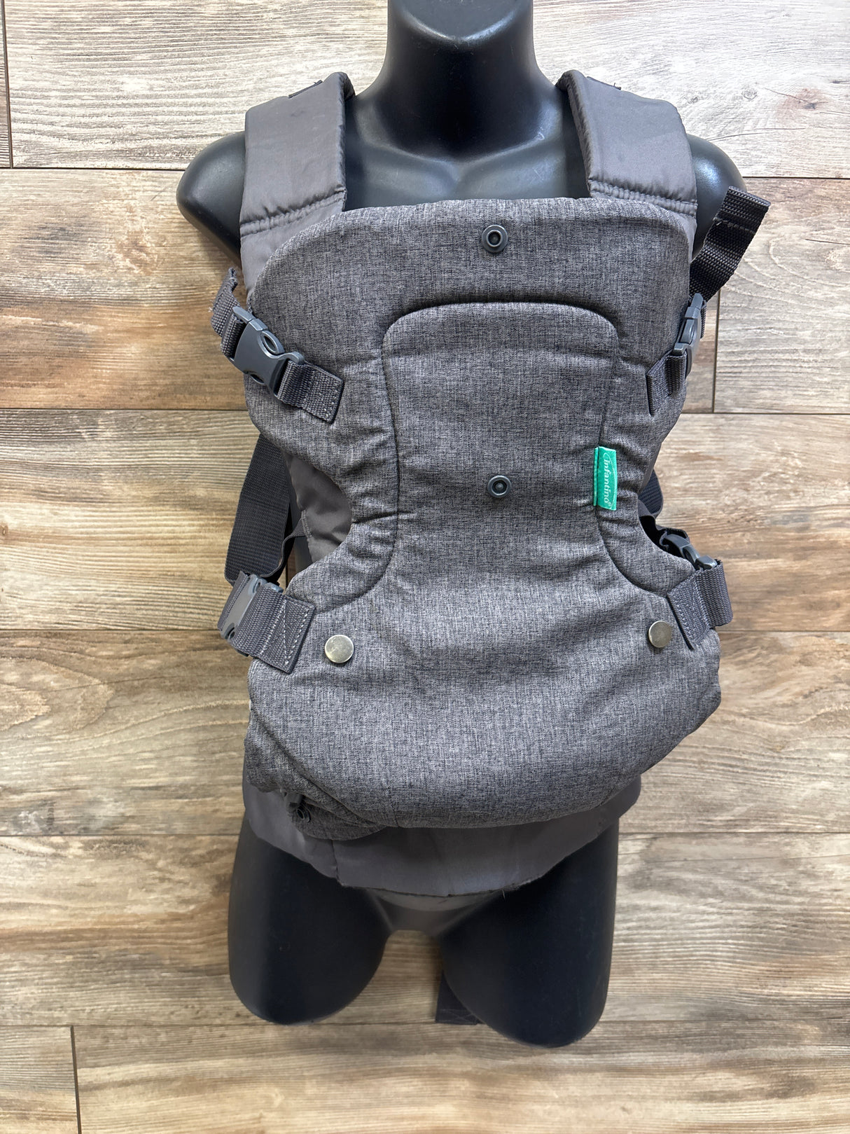 Infantino Flip 4-in-1 Convertible Baby Carrier Grey 8-32lbs