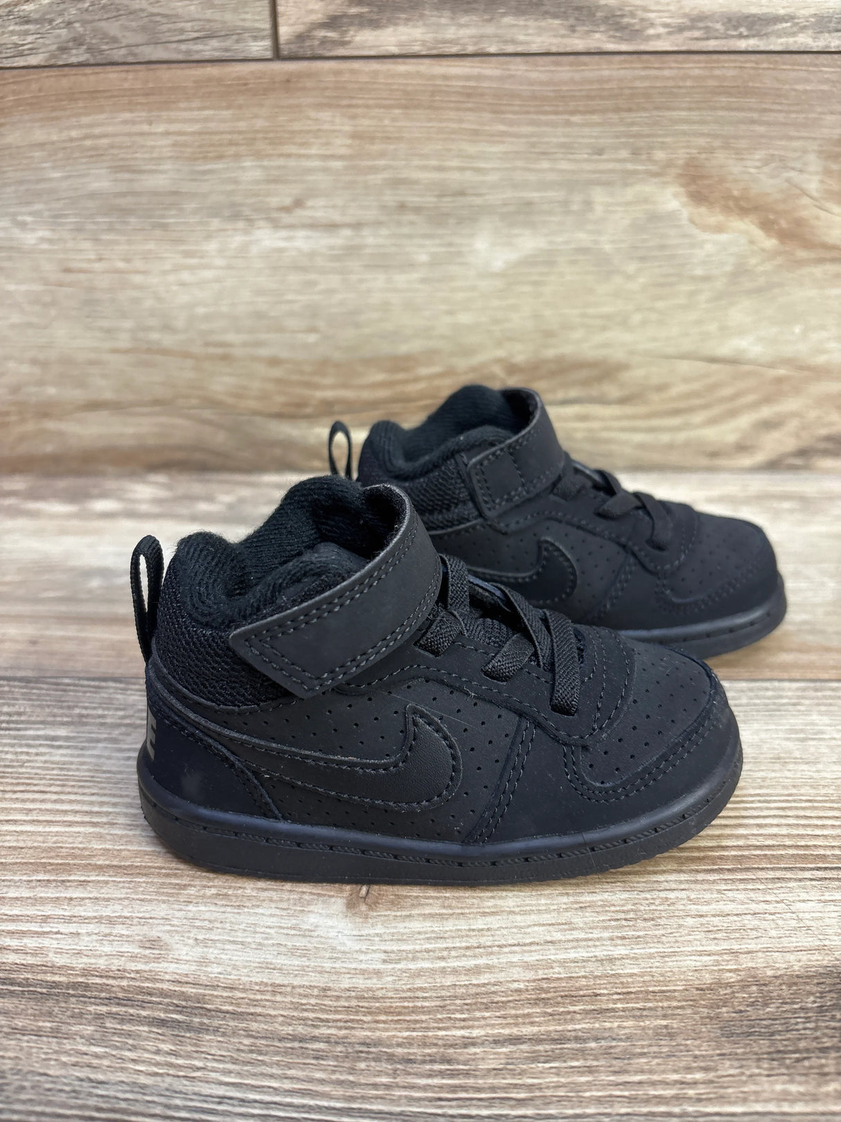 Nike Court Borough Mid TD 'Triple Black' Sneakers sz 6c
