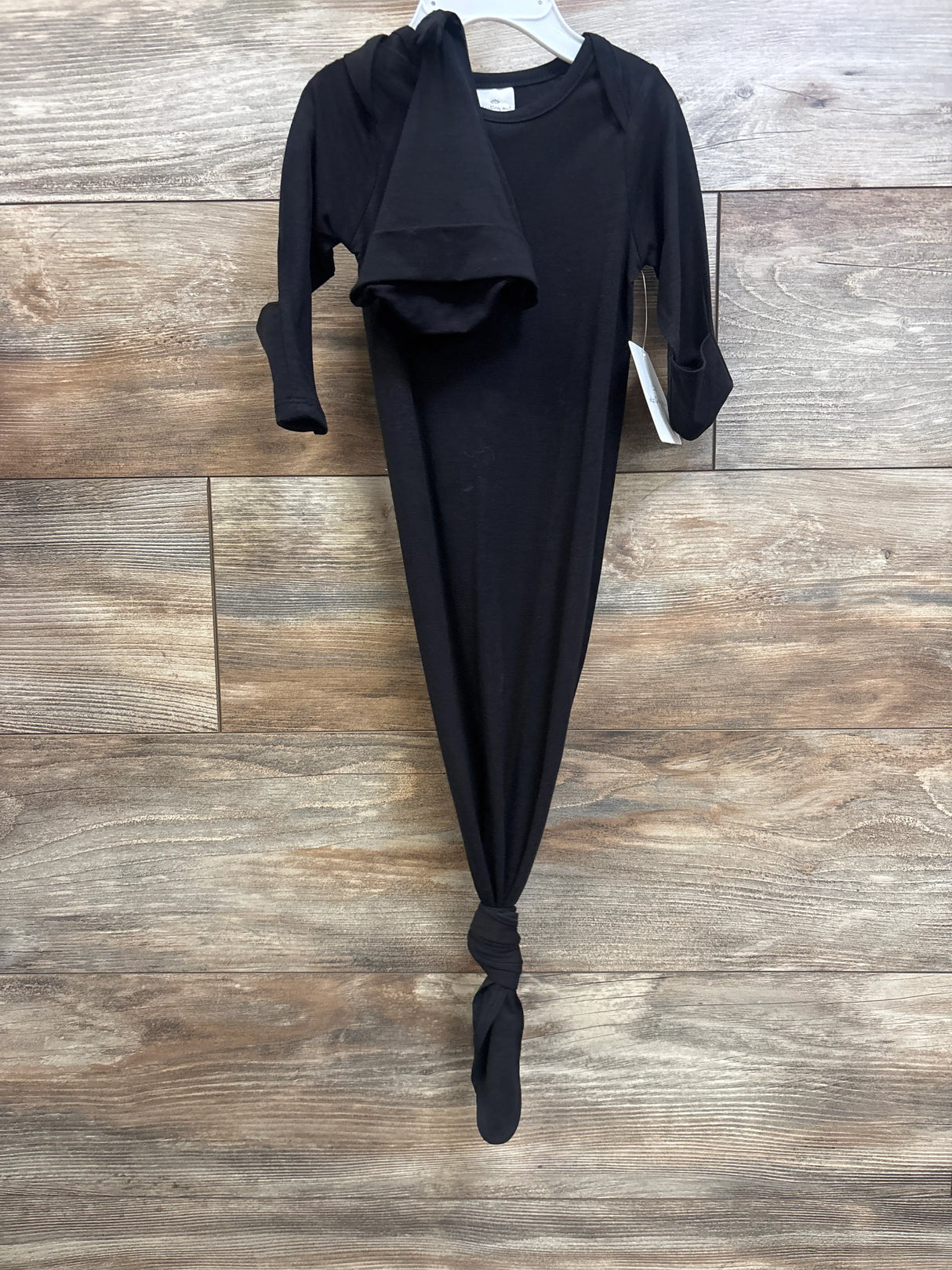 NEW Starting Out 2pc Knotted Sleep Gown & Hat Set Black sz 0-6m