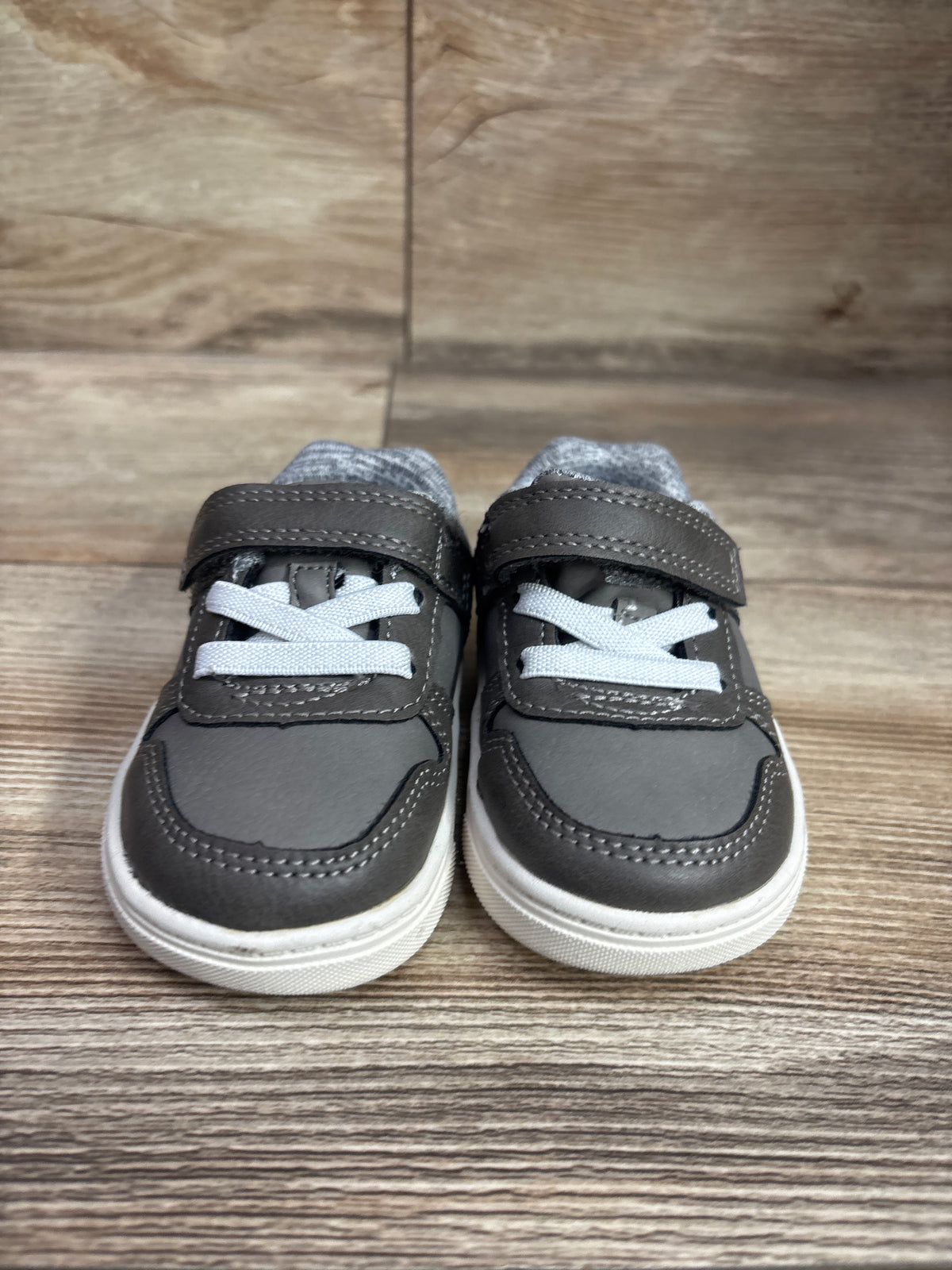 Just One You First Walker Sneakers Grey sz 4c
