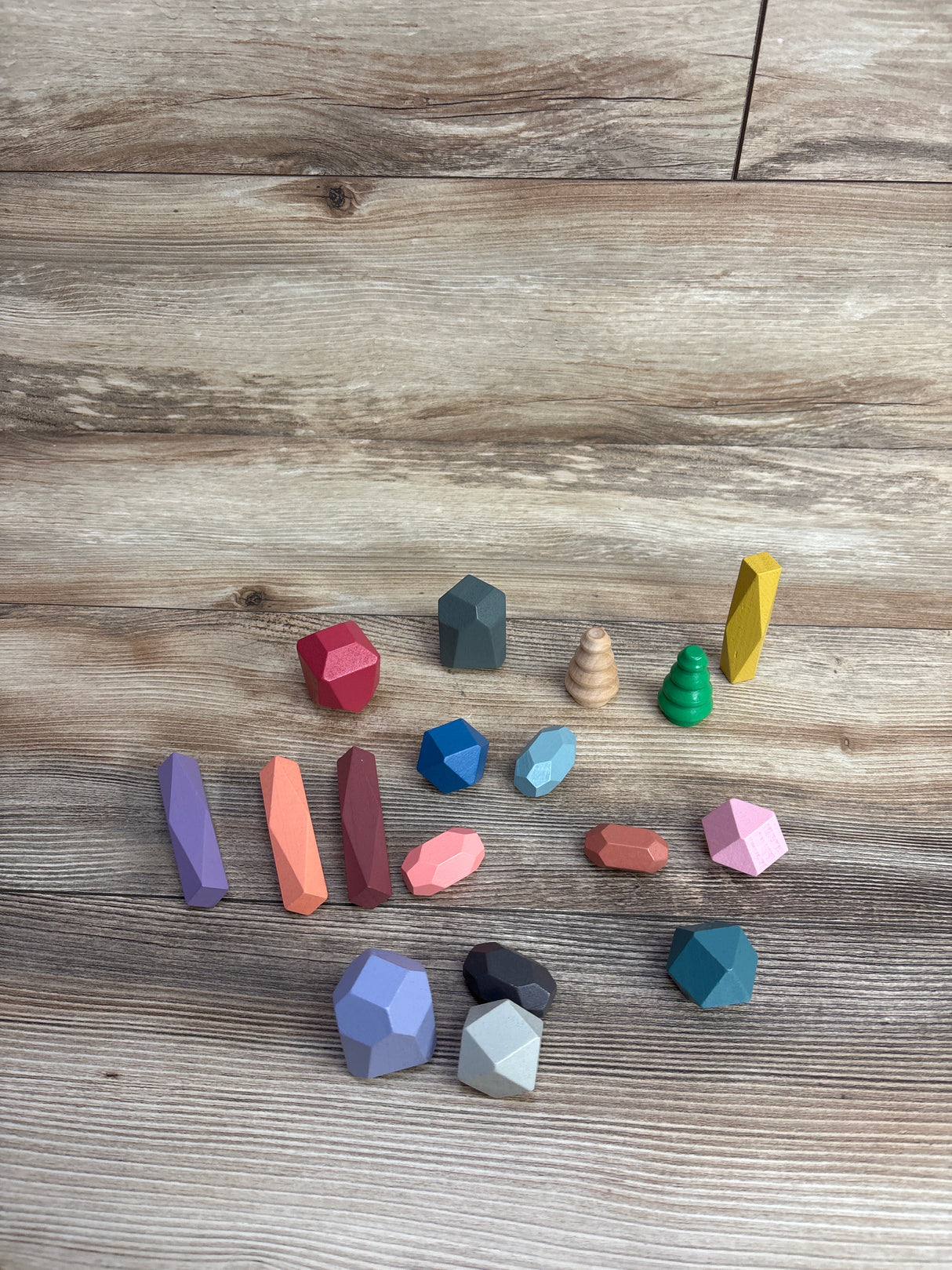 Wooden Balancing Stacking Rocks - 17pc