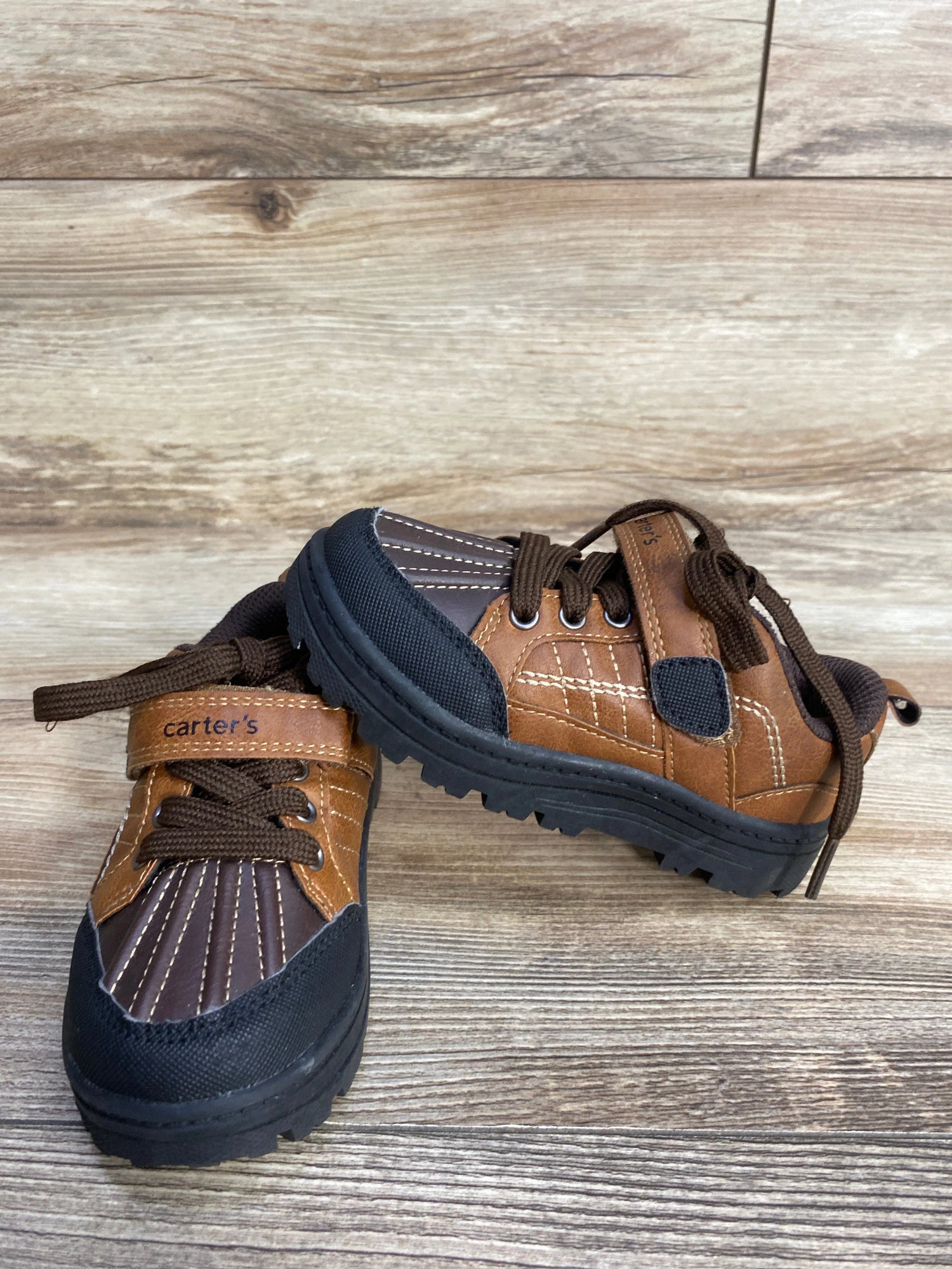 Carter's Benelli Sneakers Brown sz 9c