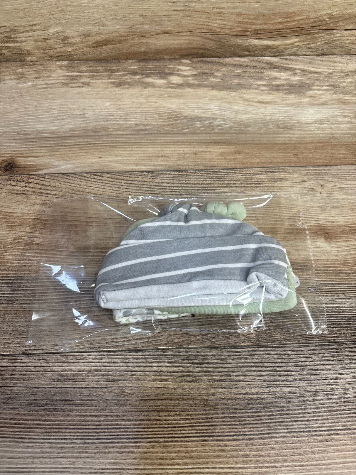 NEW Hudson Baby 3pk Caps sz 0-6m - Me n Mommy To Be