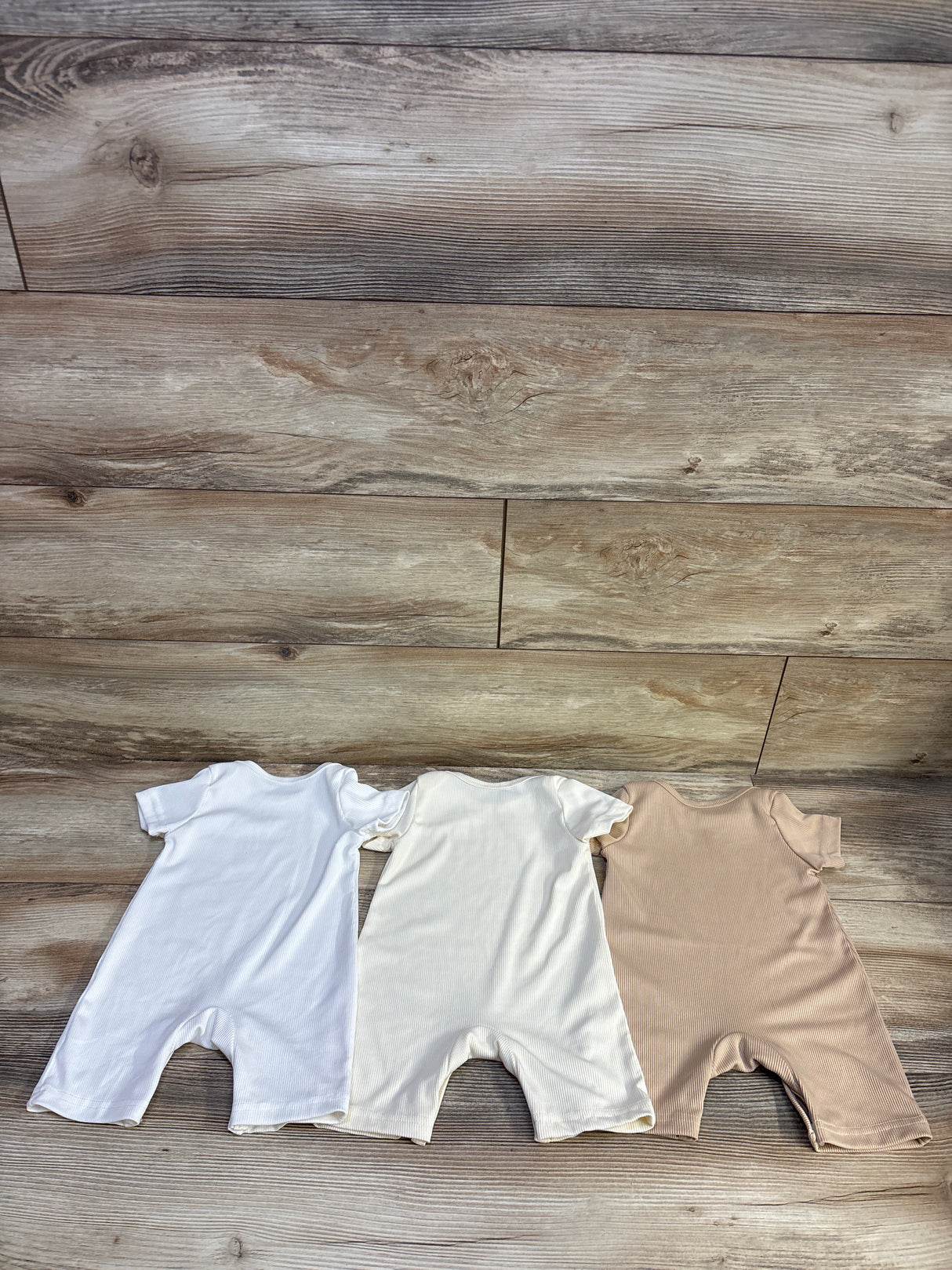 3pk Ribbed Shortie Rompers Beige sz 6m