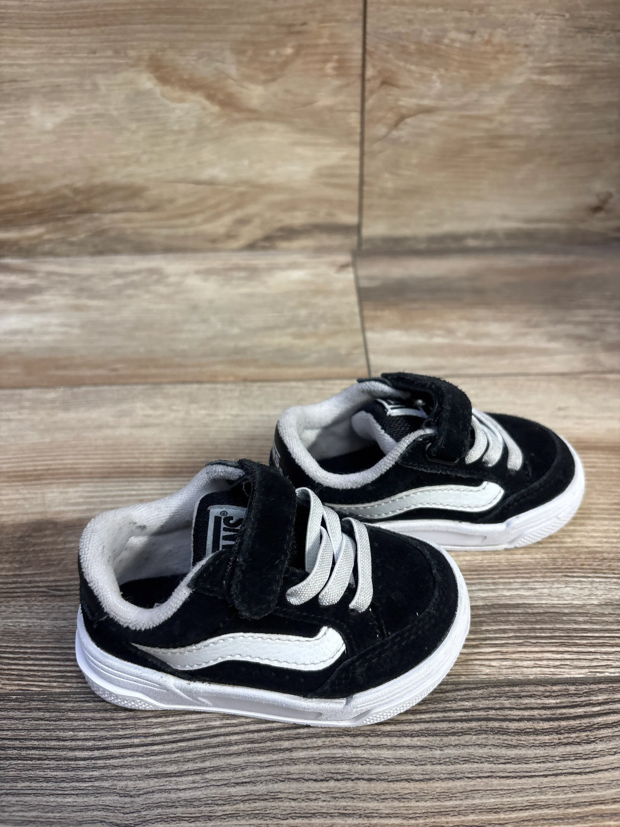 Vans Hylane Sneakers Black sz 4c