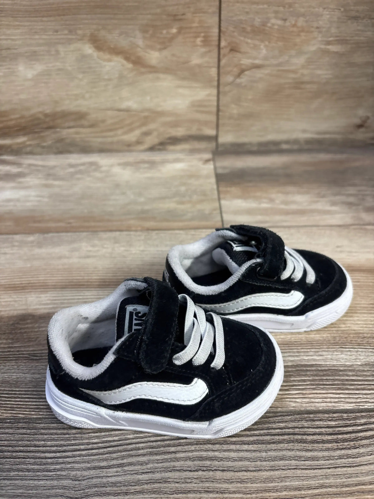 Vans Hylane Sneakers Black sz 4c