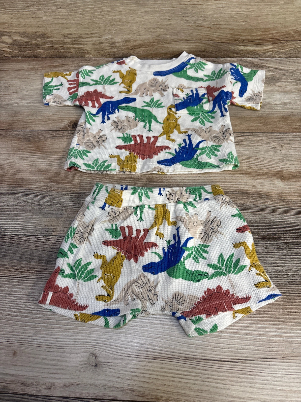 Old Navy 2pc Waffle Knit Dino Pocket T-Shirt & Shorts Set Beige sz 6-12m
