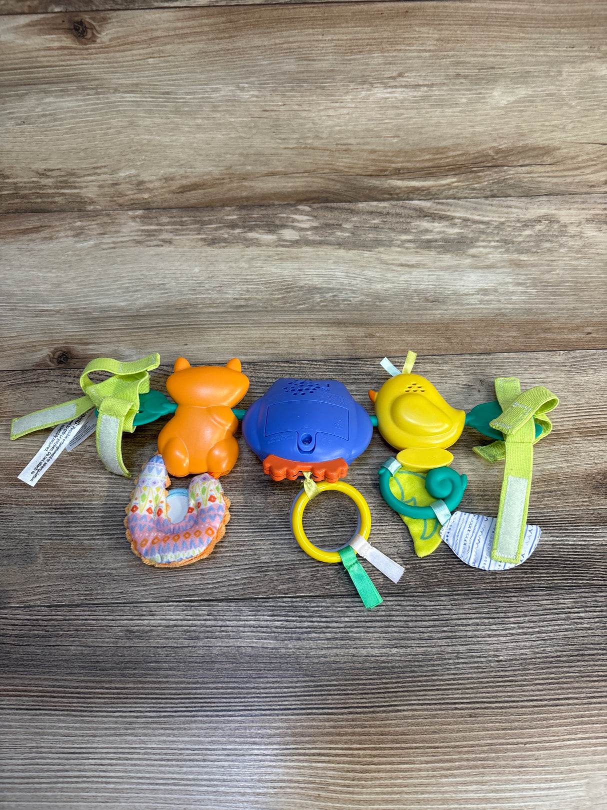 Infantino Go gaga! Musical Travel Bar Activity Toy