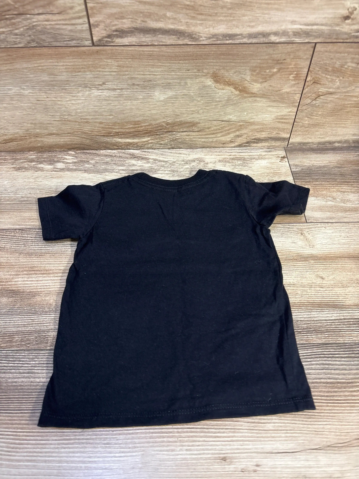 Gildan 'Three.' Shirt Black sz 2T