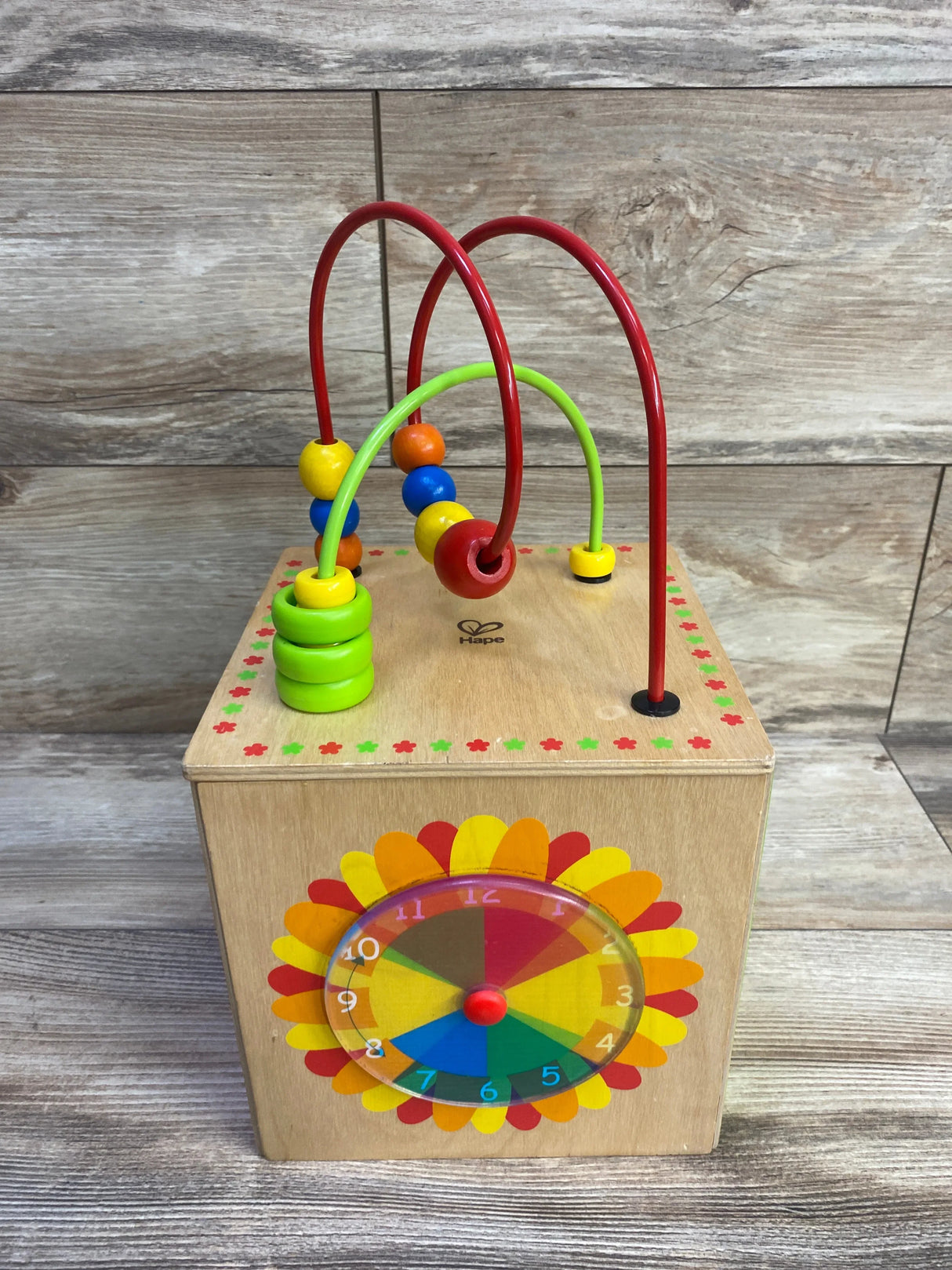 Hape International Discovery Box