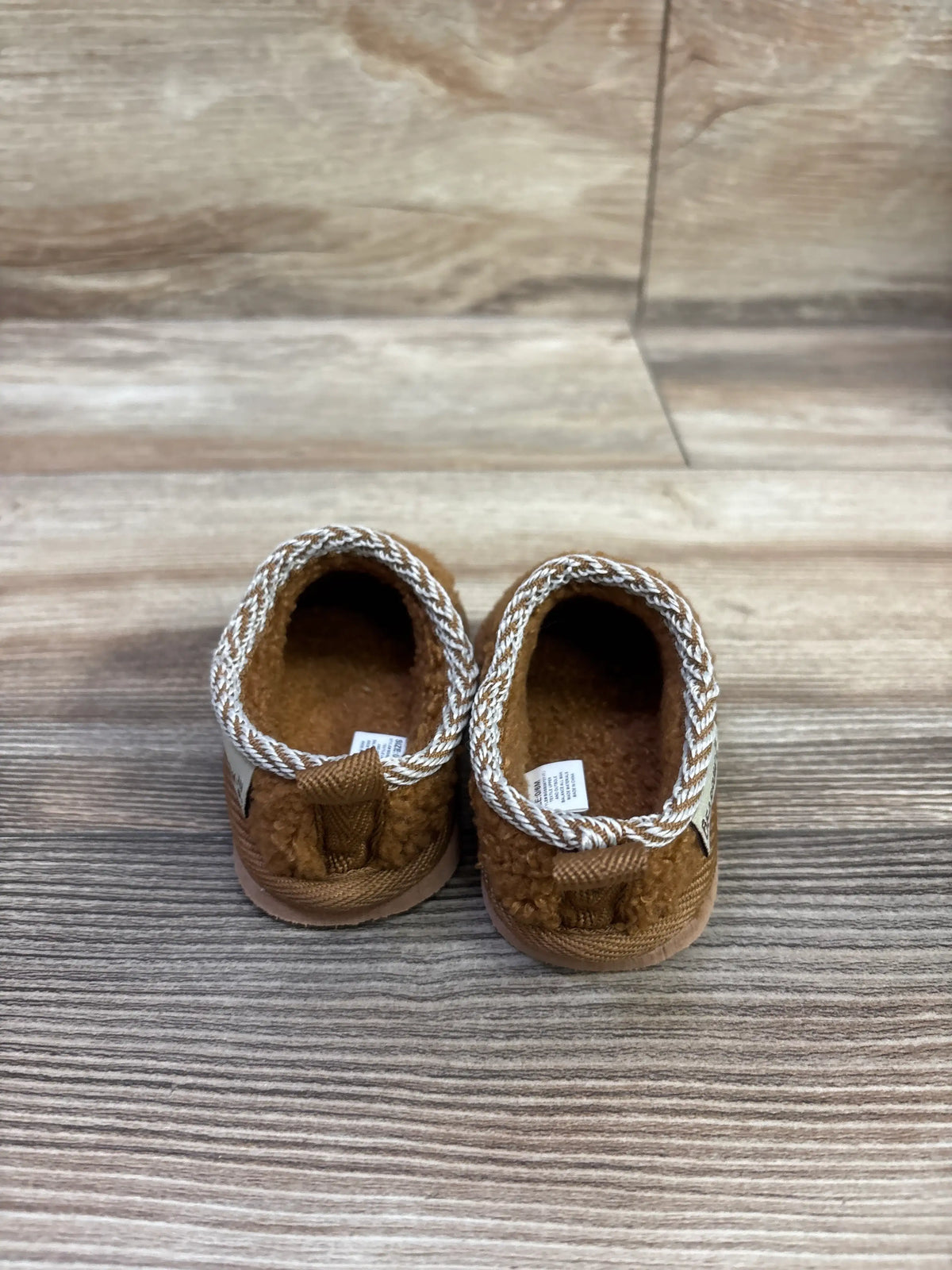 Bearpaw Sherpa Tabitha Slippers Brown sz 1/2c