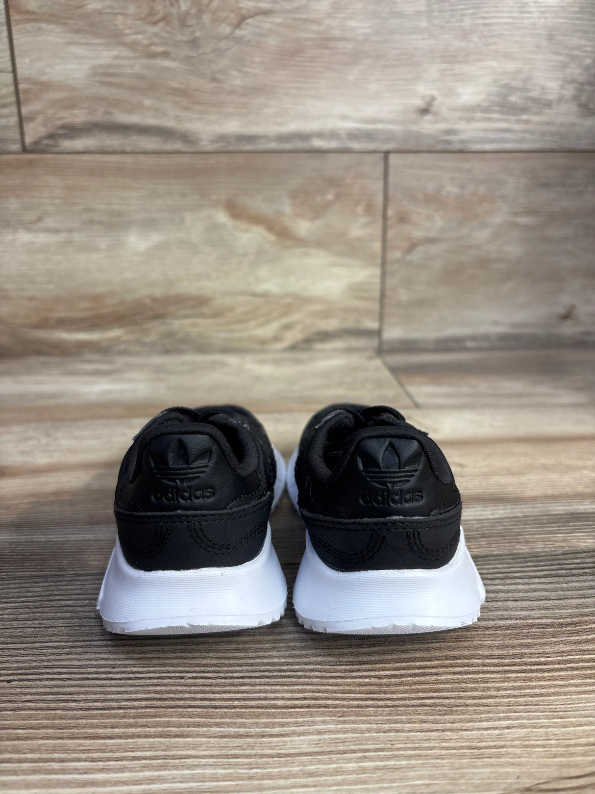 Adidas Originals Retropy F2 Sneakers, Black sz 8c