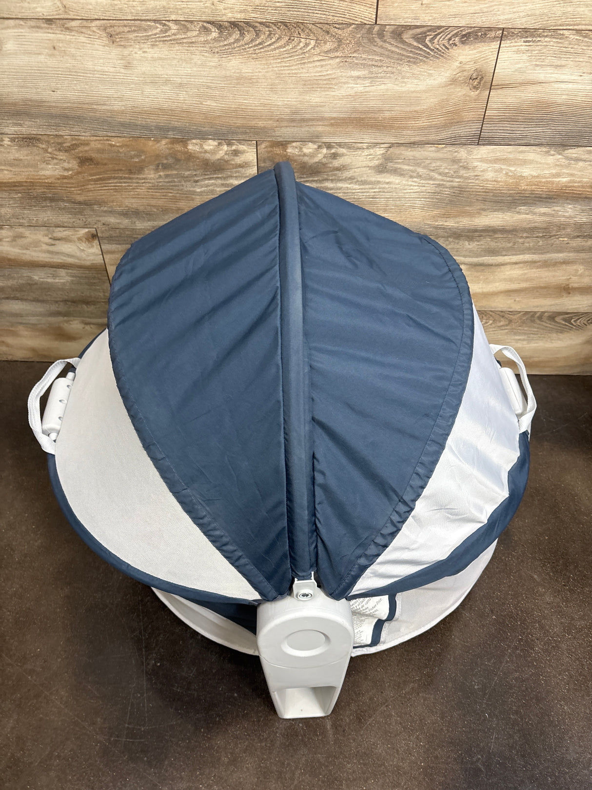 NEW Fisher Price On-The-Go Baby Dome