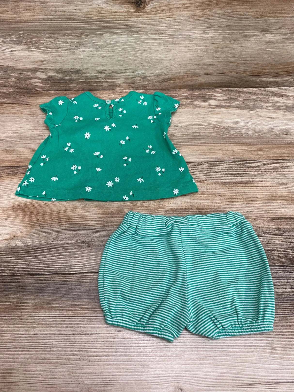 Carter's 2Pc Floral Top & Shorts Green sz 3m - Me n Mommy To Be