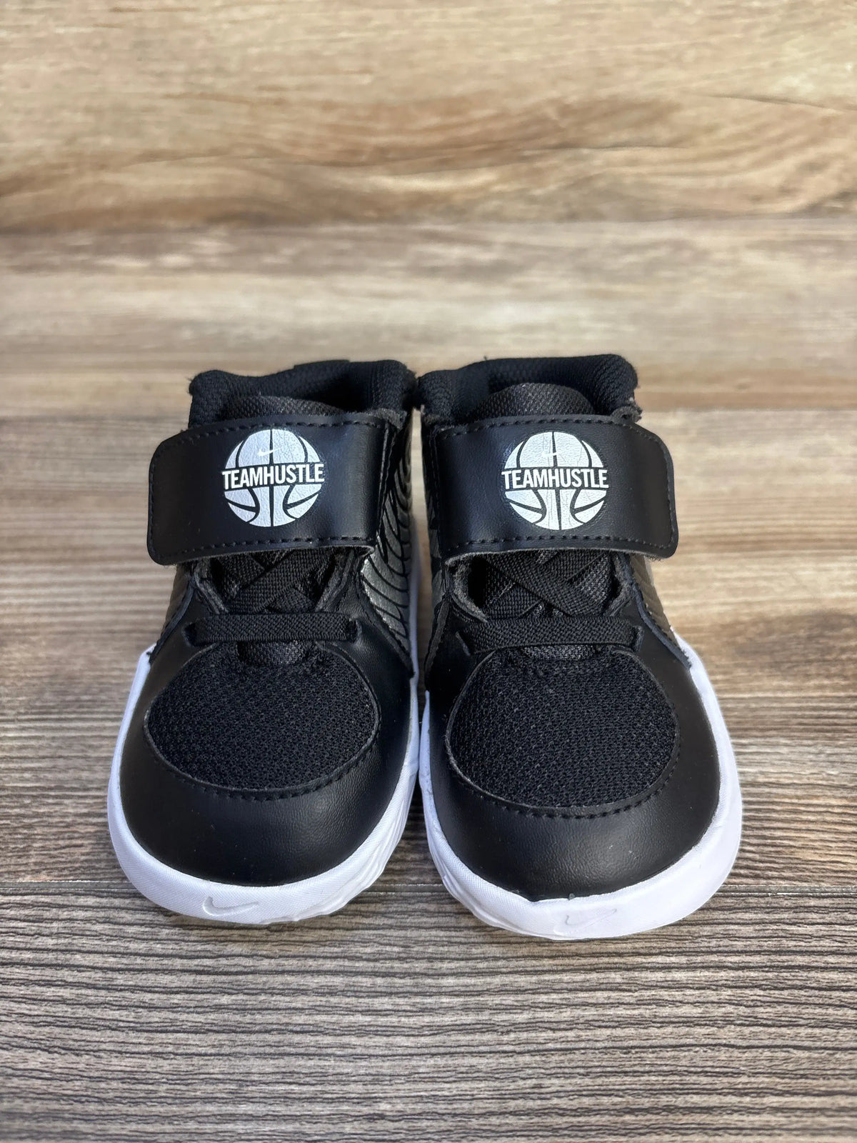 Nike Team Hustle D9 TD 'Black' Sneakers sz 4c