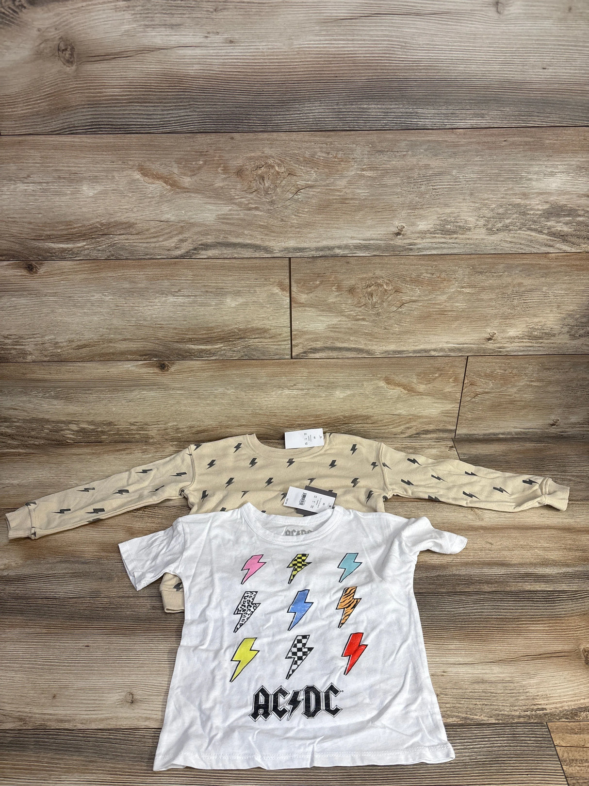 NEW ACDC 2pc Sweatshirt & Long Sleeve Shirt Set Beige sz 5T