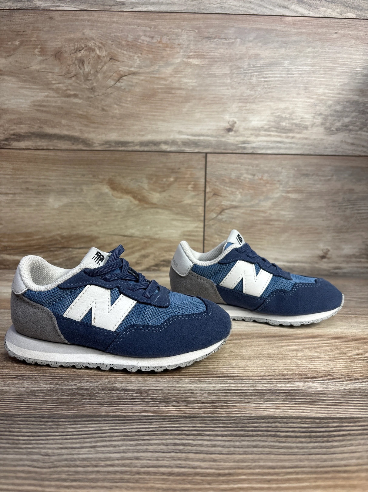 New Balance 247 Bungee Retro Sneakers Blue sz 10c