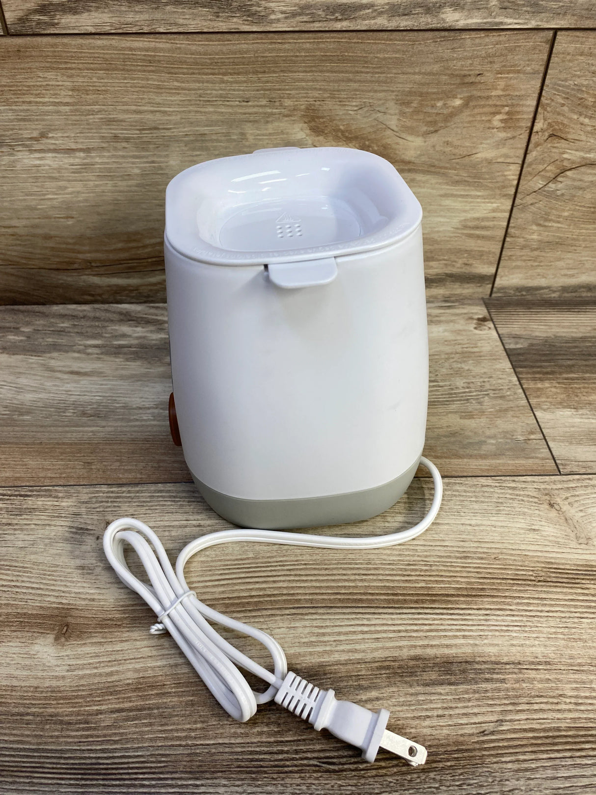 The First Years Simple Serve Fast Bottle Warmer & Sterilizer