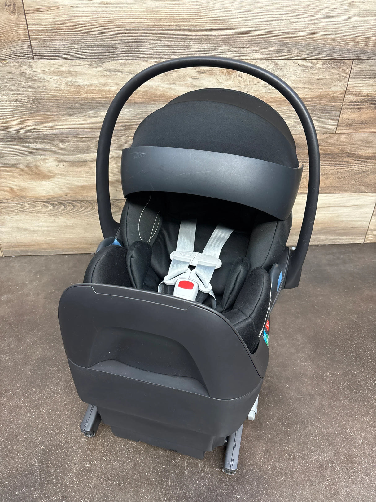 Cybex Gold Cloud G Lux Infant Car Seat in Moon Black 4-35lbs - Me n Mommy To Be