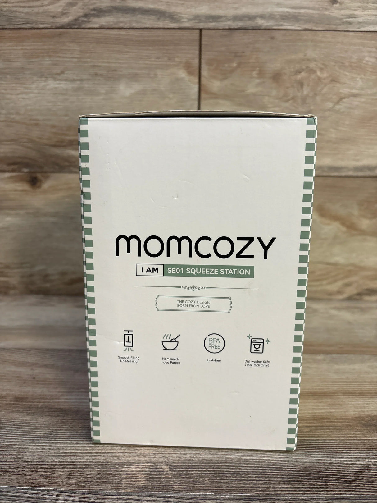 NEW Momcozy I Am Squeeze Station