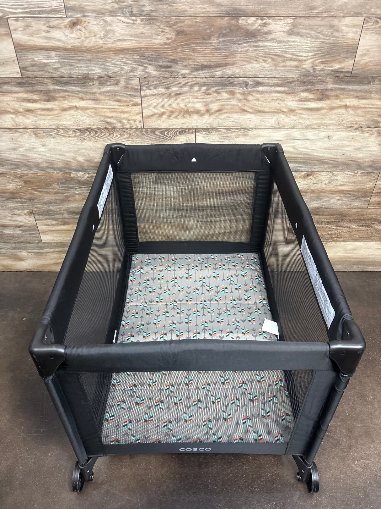 Cosco Funsport Portable Compact Baby Play Yard, Etched Arrows