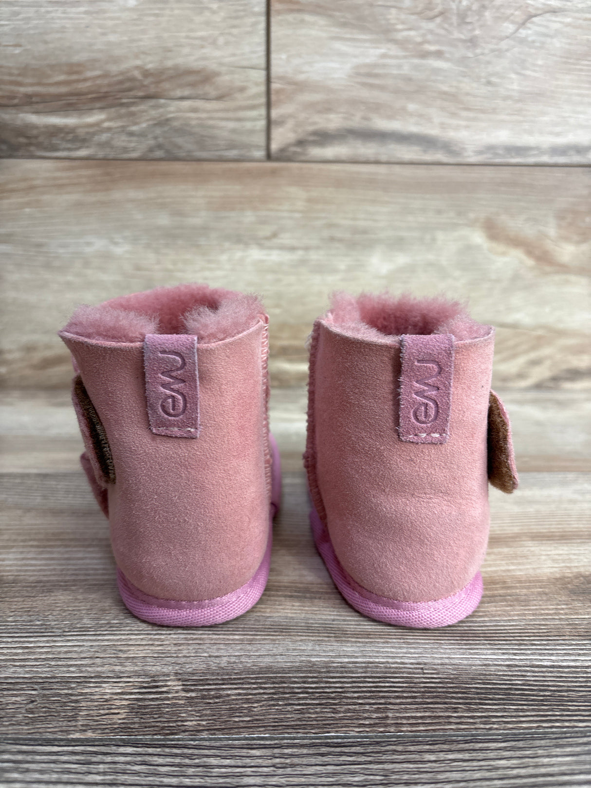 Emu Baby Booties Pink sz 5.5c