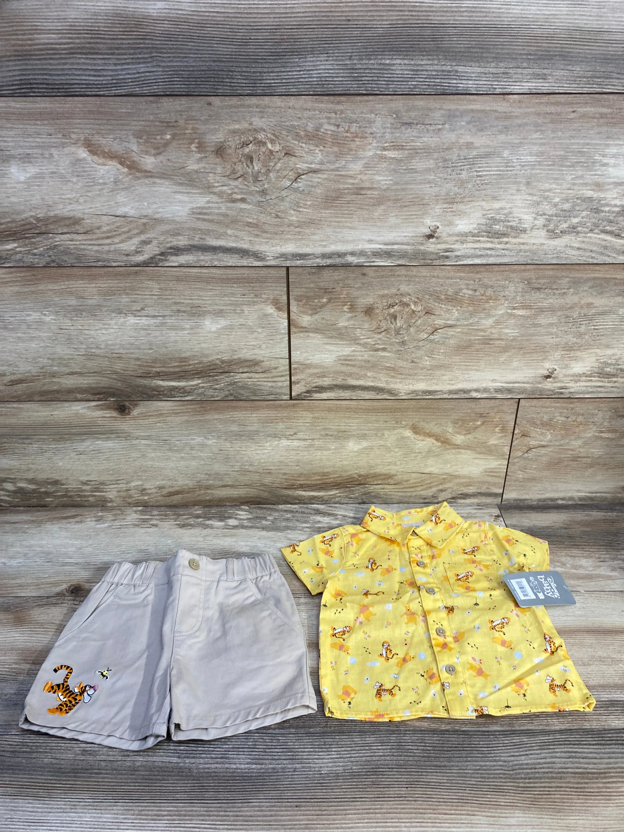 NEW Disney Store 2pc Winnie The Pooh Button-Up Shirt & Shorts Set Yellow sz 9-12m