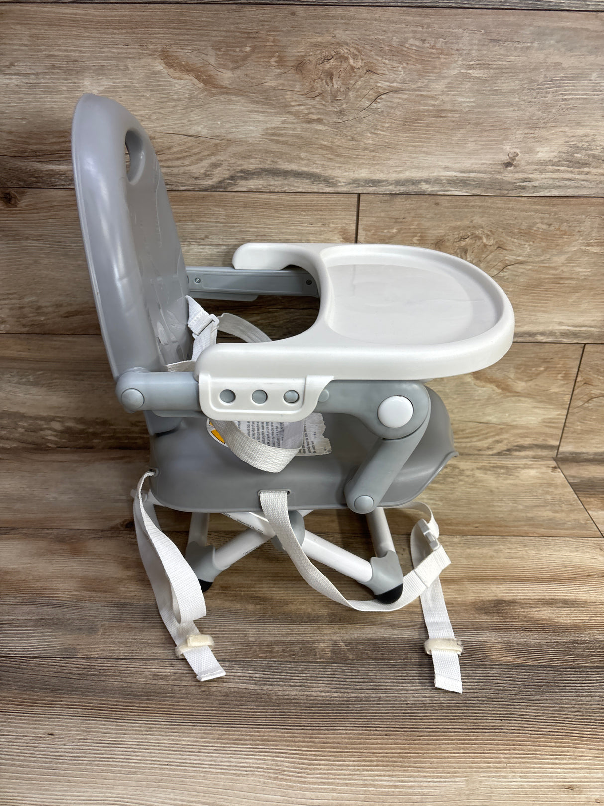 Chicco Pocket Snack Booster Seat Grey