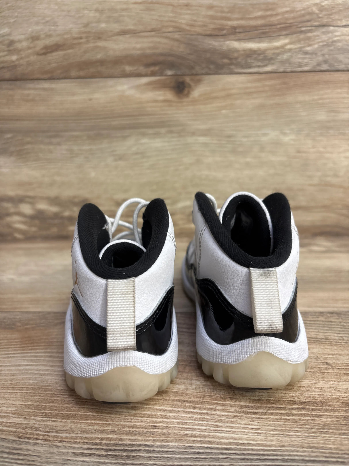 Air Jordan 11 Retro TD 'Gratitude / Defining Moments' Sneakers sz 10c