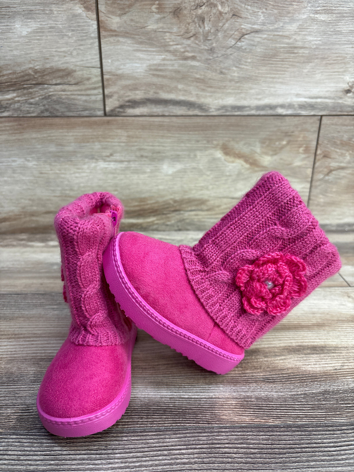 Sweater Boots Pink sz 5c