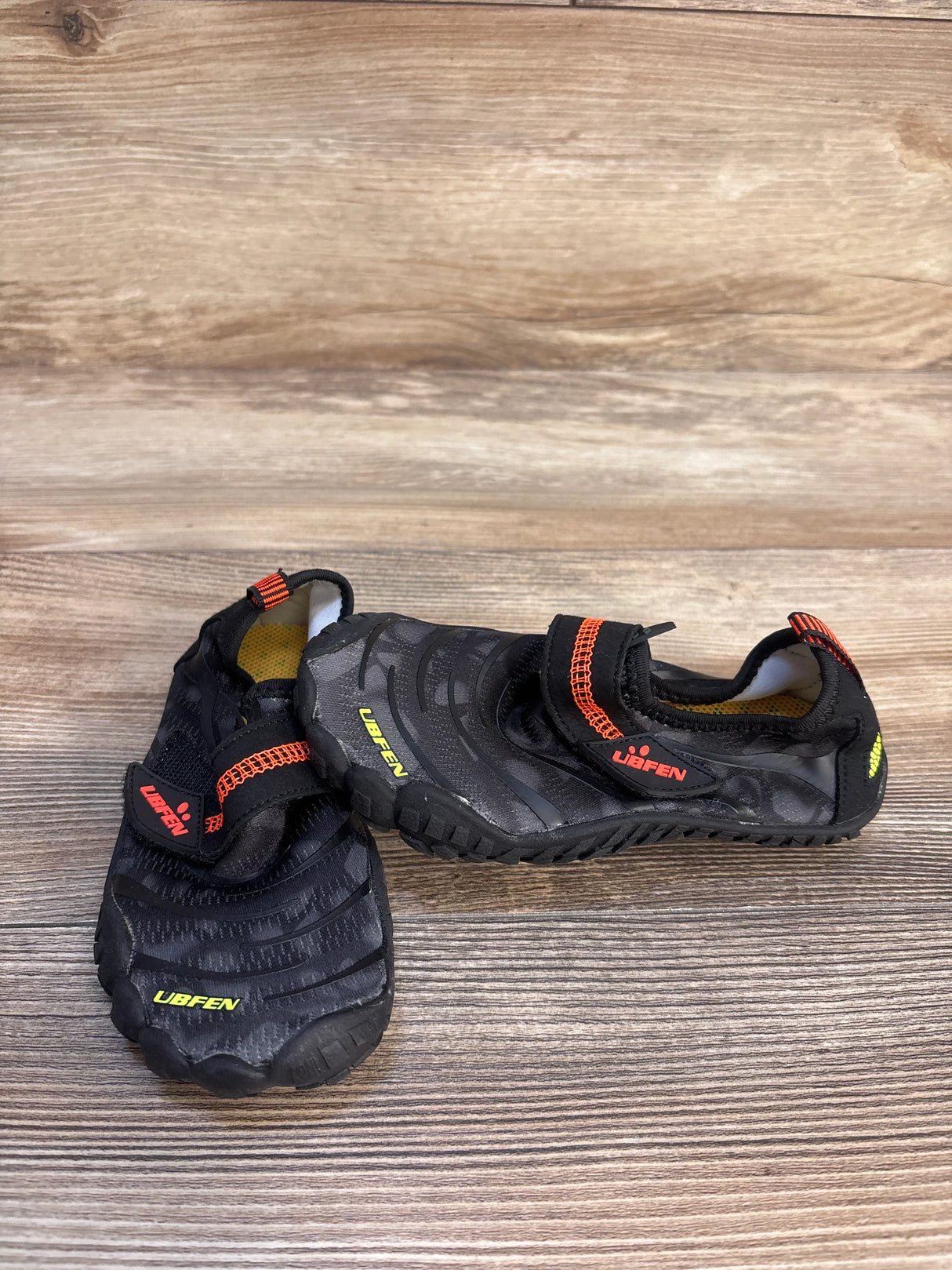 UBFEN Aqua Socks Barefoot Water Shoes Black sz 12c