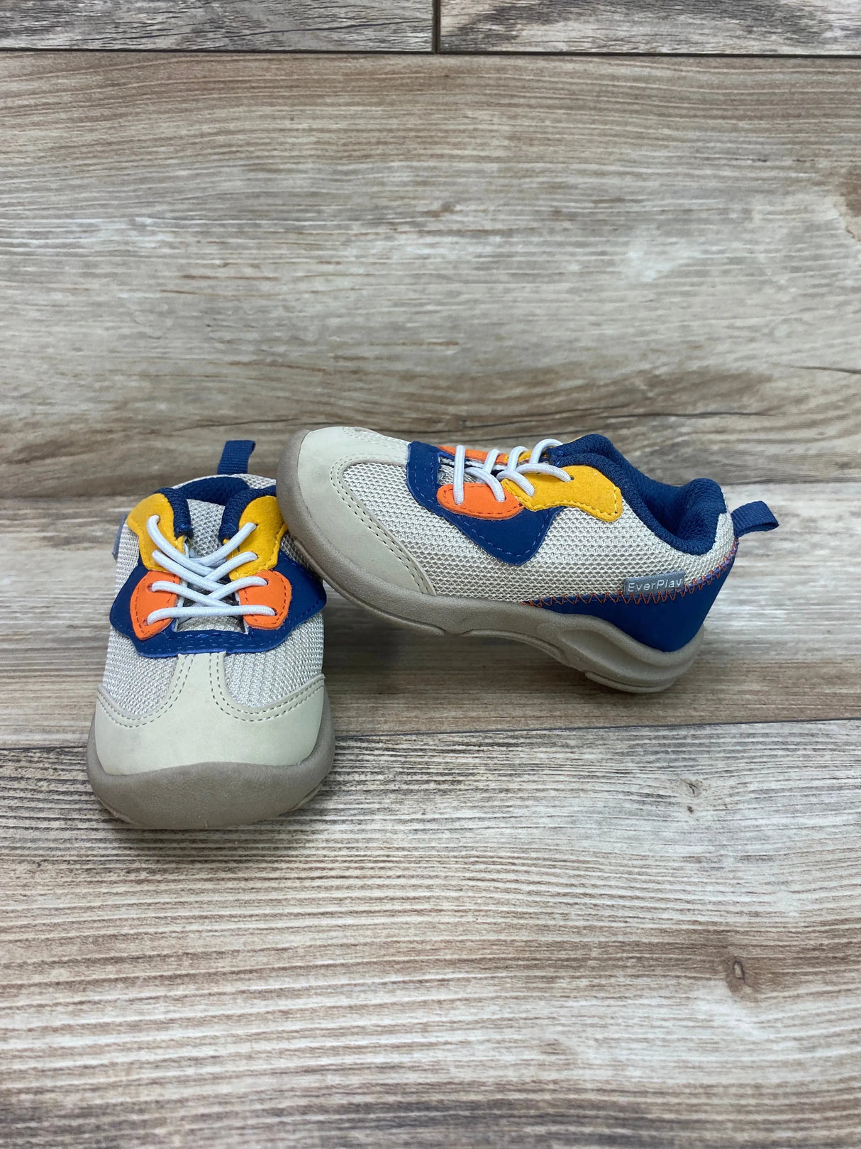 OshKosh B'Gosh Darcy Everplay Color Block Sneaker Beige Sz 5c - Me n Mommy To Be