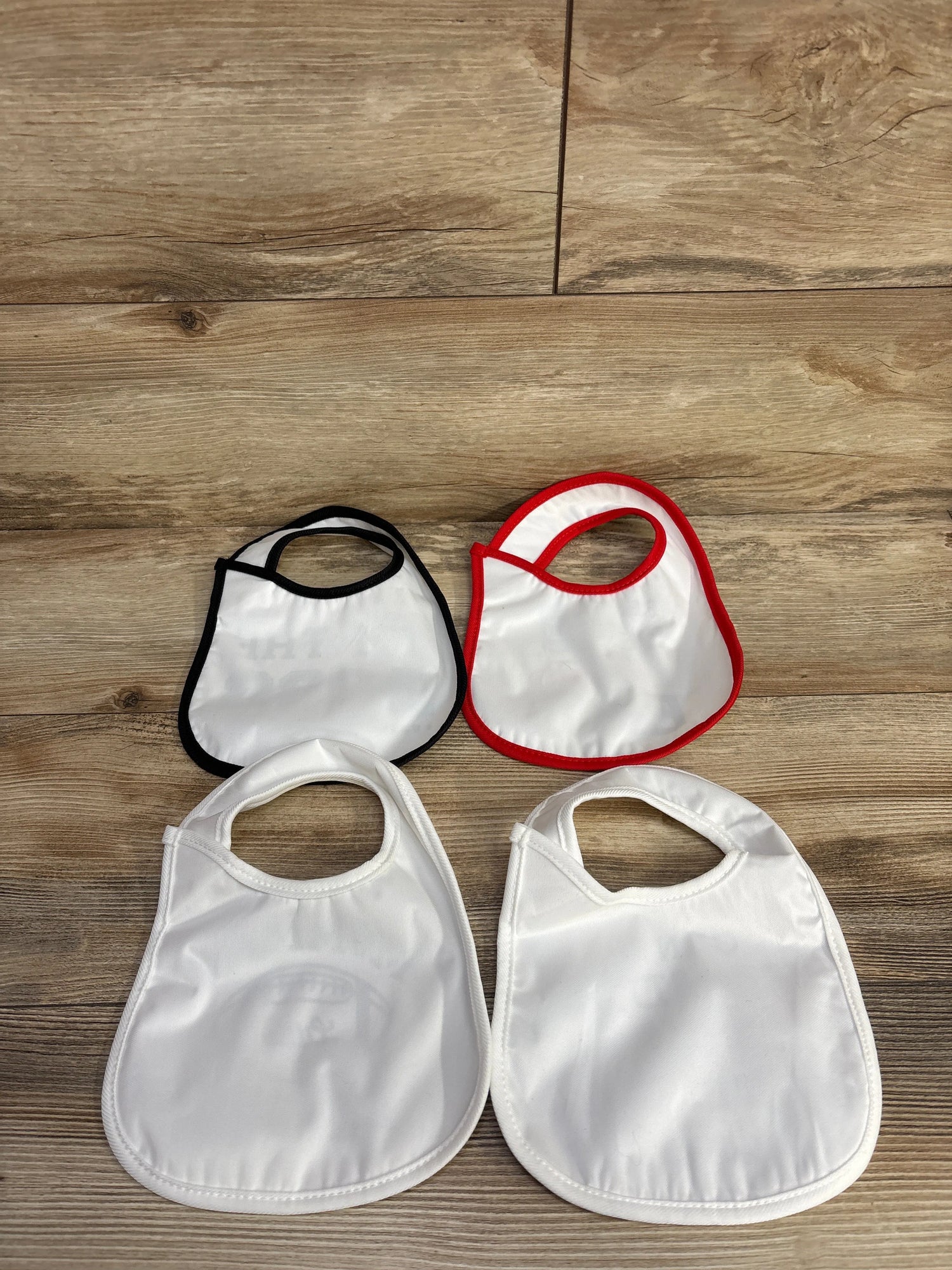 Waterproof Bibs White 4pk