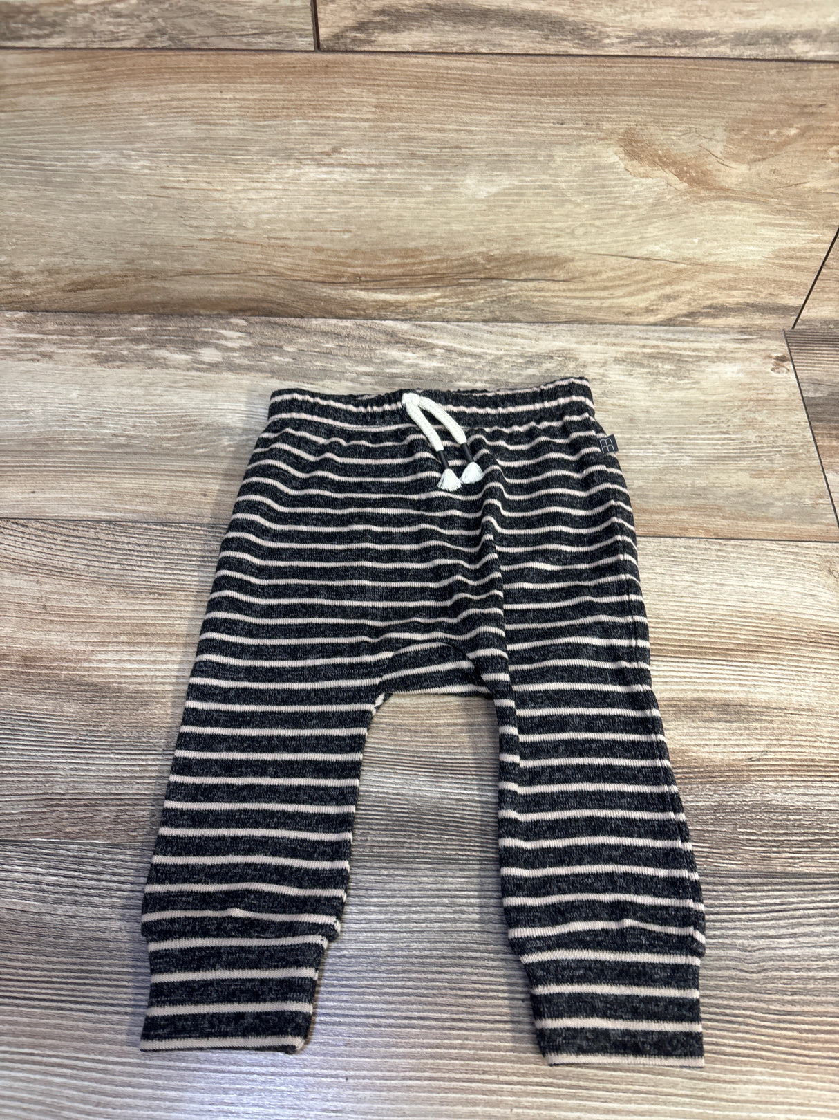 Modern Moments Striped Pull-On Pants Grey sz 6-9m