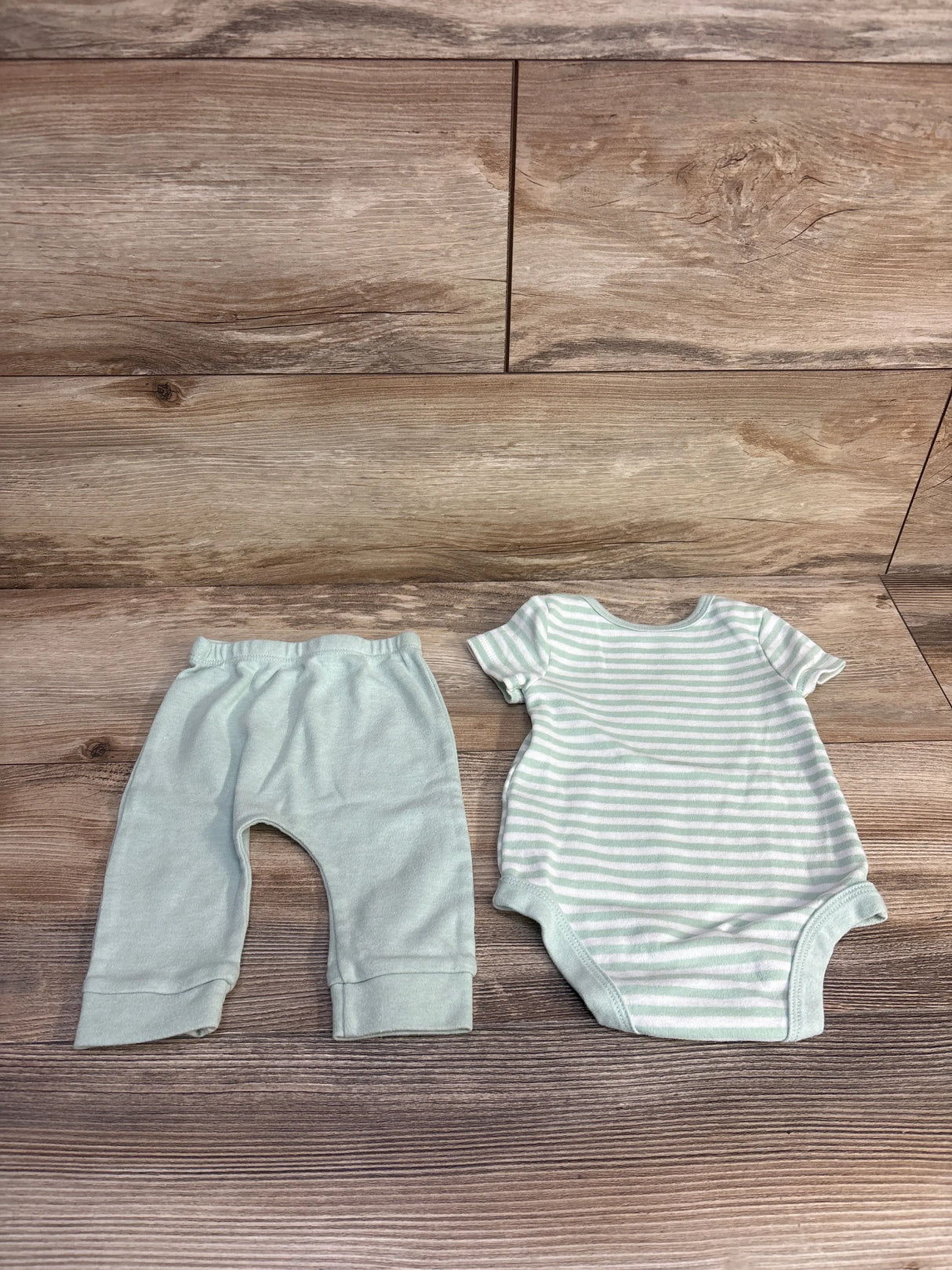 Disney Baby Wishes+Dreams The Lion King 2pc Bodysuit & Pants Set Green sz 0/3m