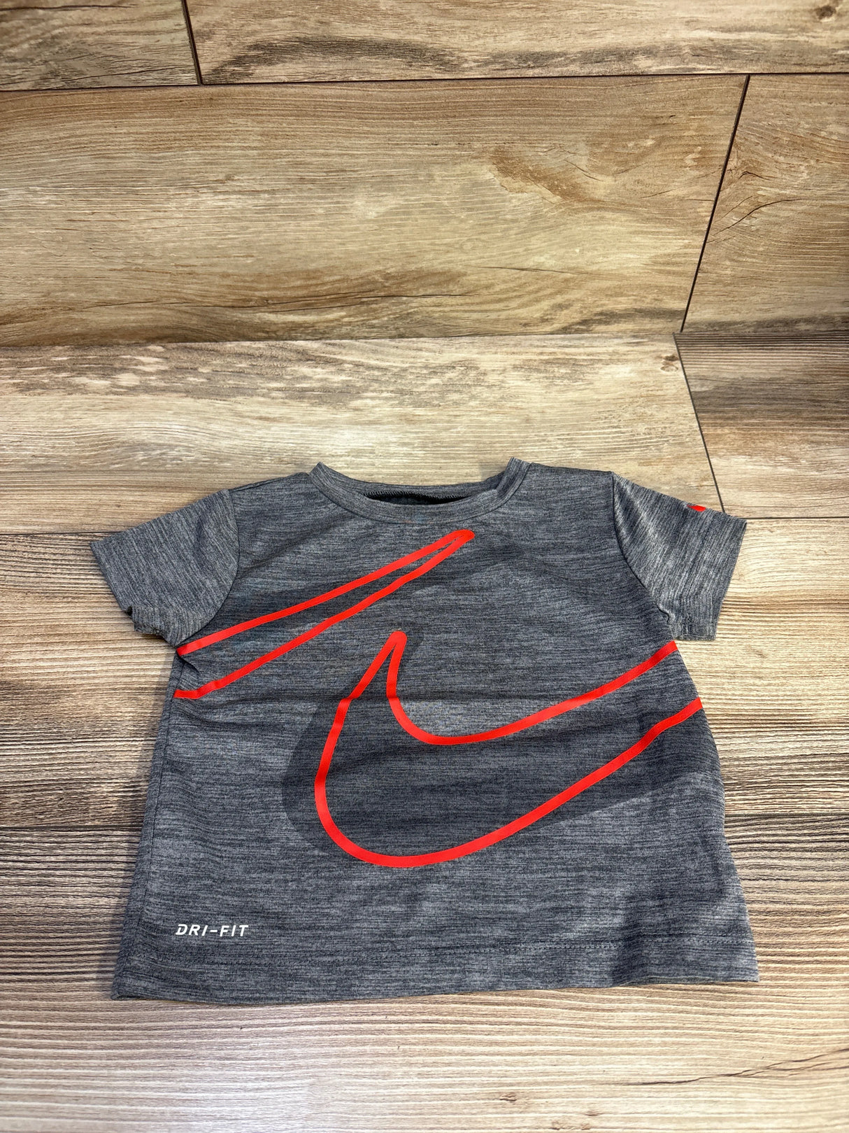 Nike Dri-Fit Shirt Grey sz 18m