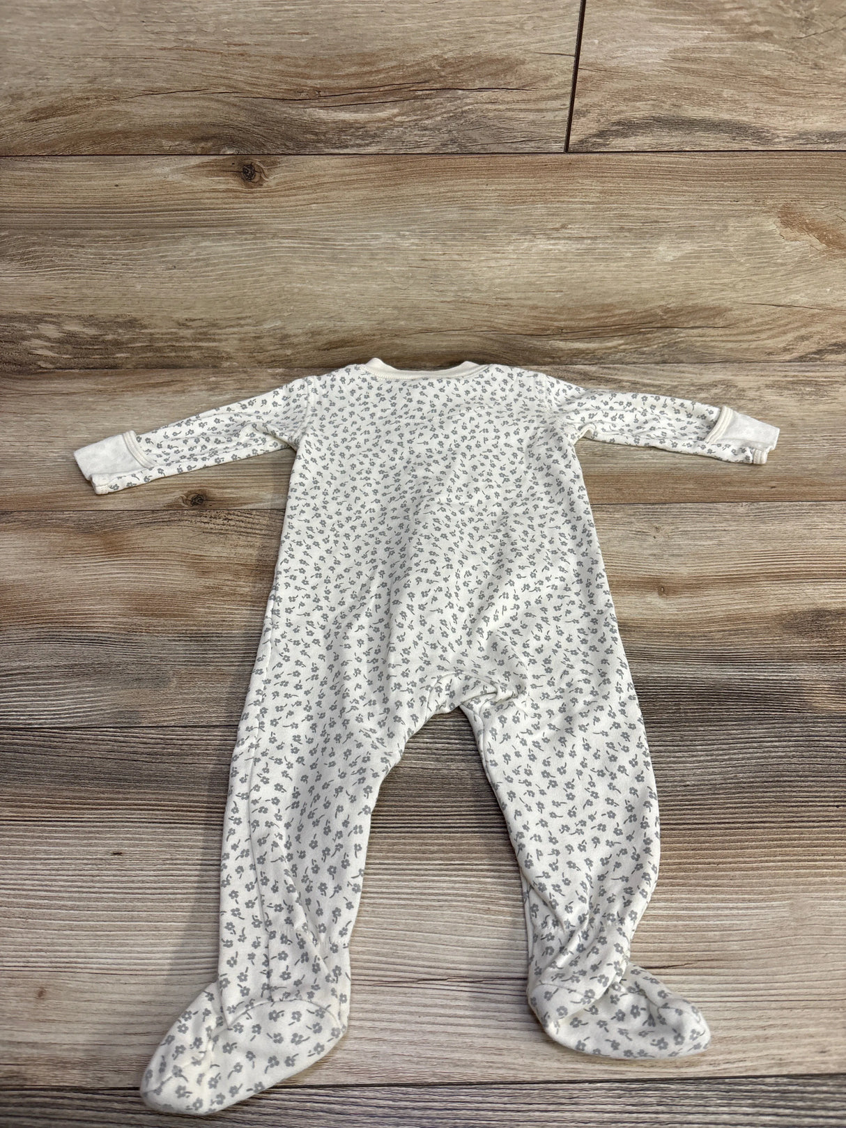 Quincy Mae Floral Sleeper White sz 3-6m