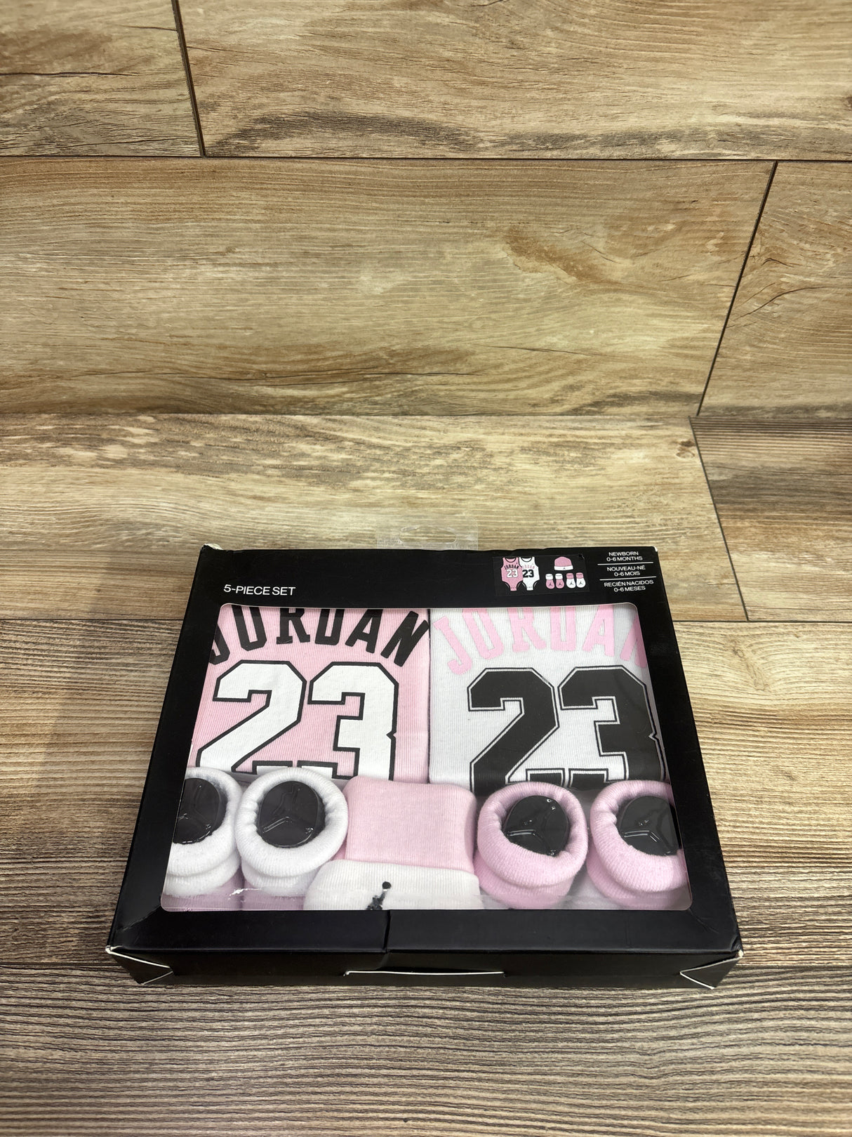 NEW Jordan 5pc Gift Box Set Pink sz 0-6m