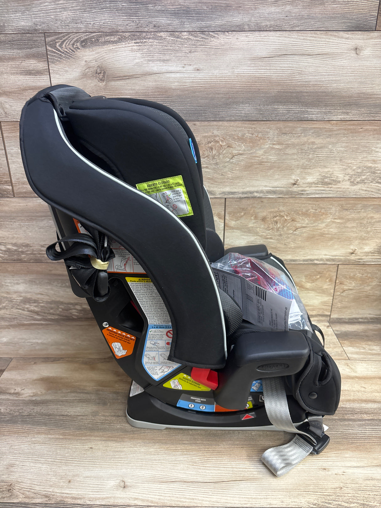 NEW Graco Milestone 3-in-1 Convertible Car Seat in Gotham