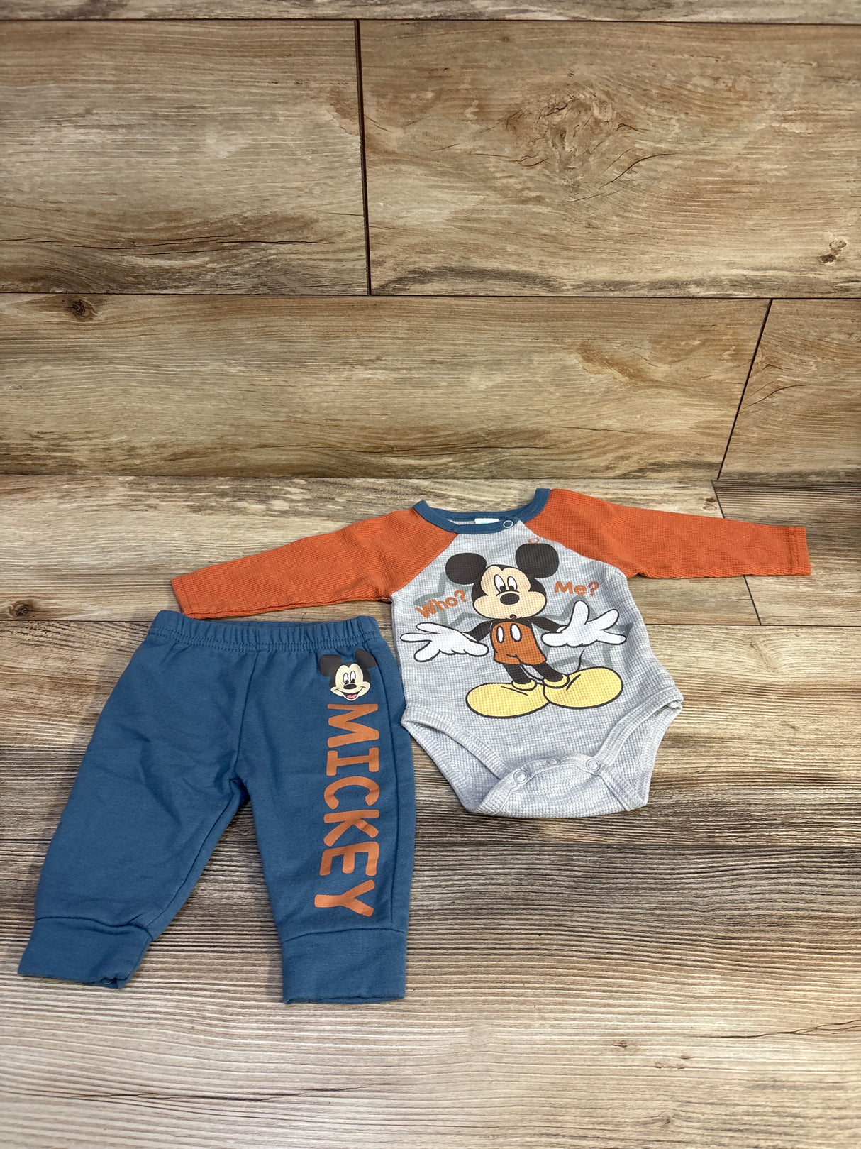 Disney Baby 2pc Mickey Mouse Waffle Bodysuit & Pants Set Grey sz 0/3m