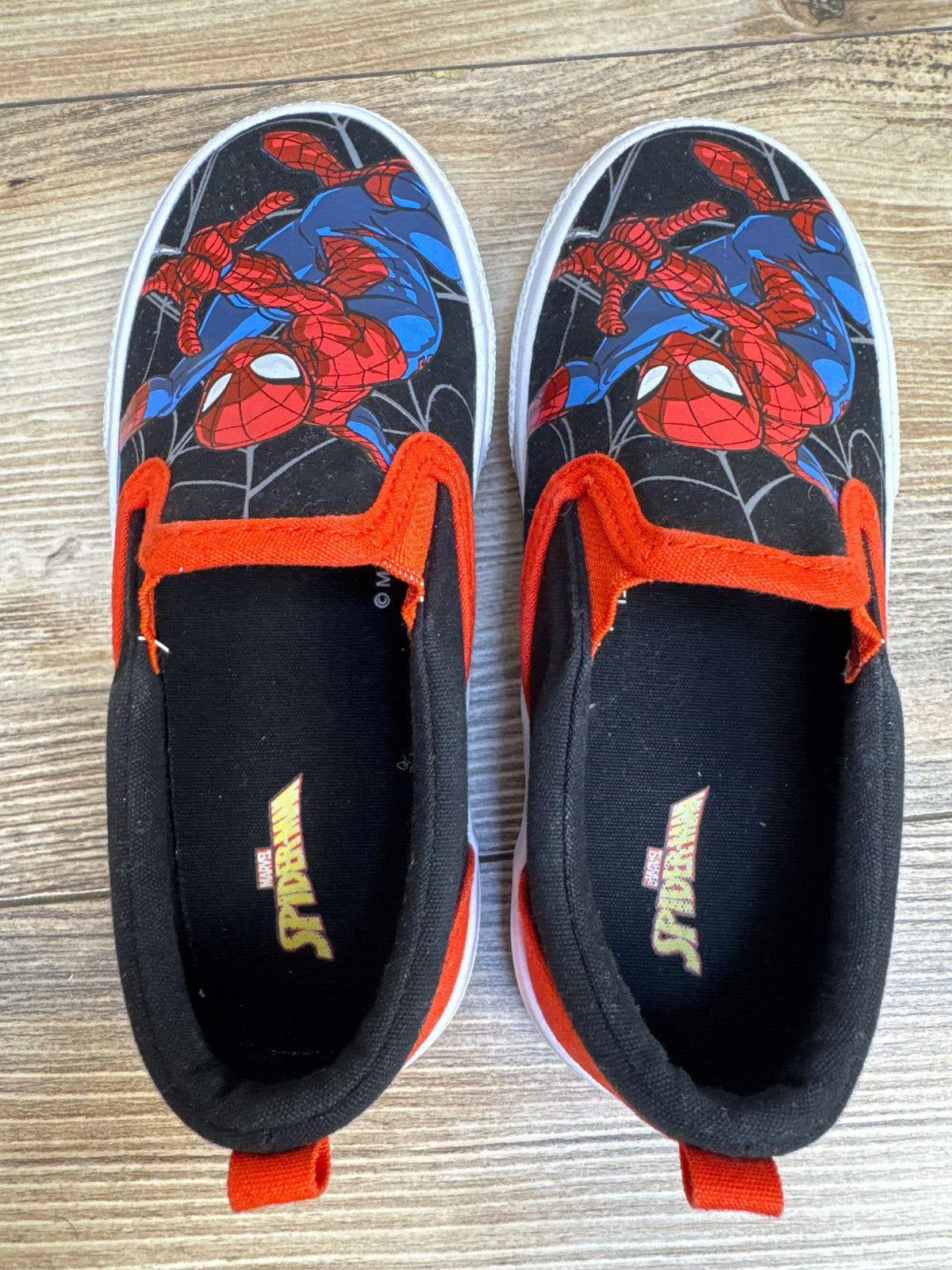 Marvel Web-Slinging Hero Spider-Man Slip-On Canvas Sneakers Black sz 11c