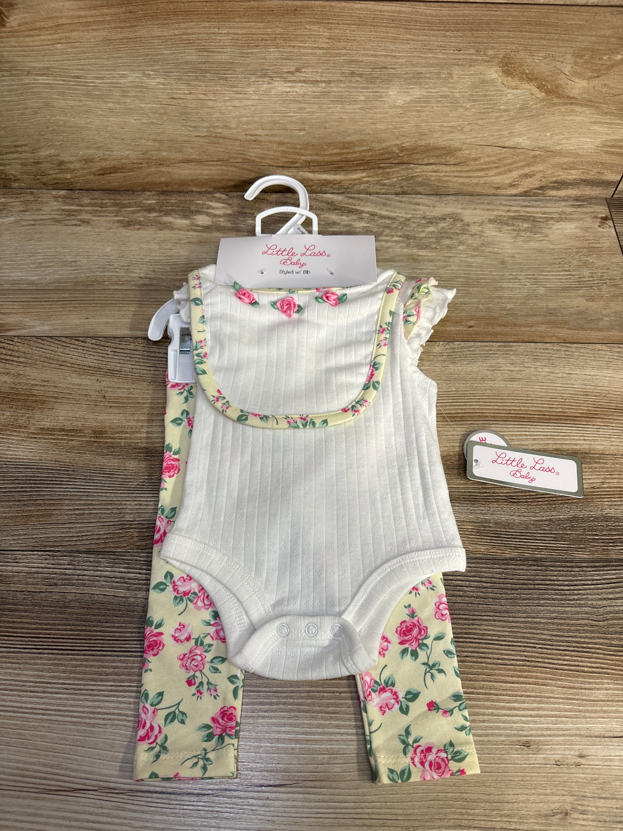 NEW Little Lass 3pc Pointelle Knit Bodysuit, Pants, & Bib Set White sz 0/3m
