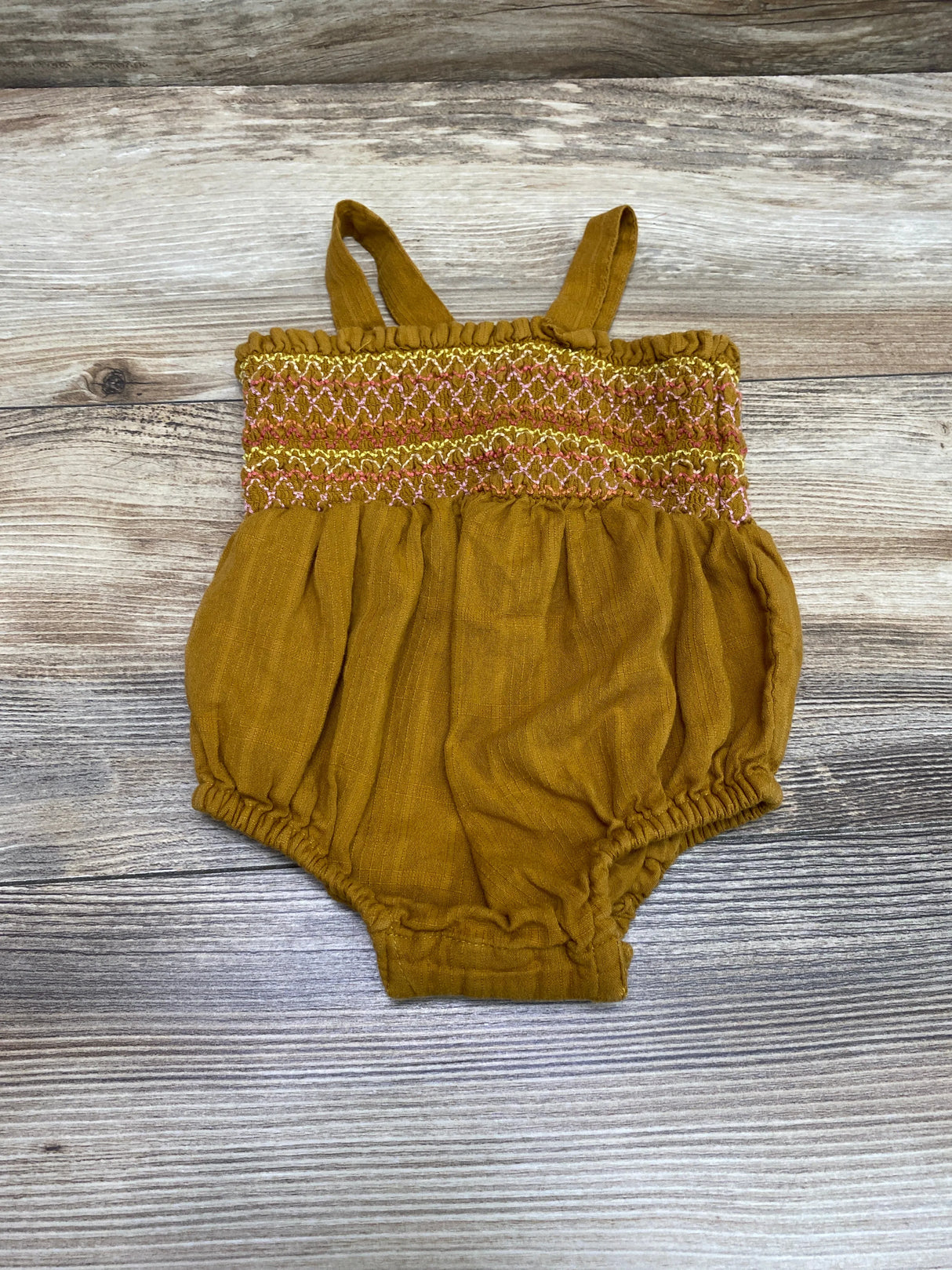 Old Navy Smocked Embroidered Romper Brown sz 0-3m - Me n Mommy To Be