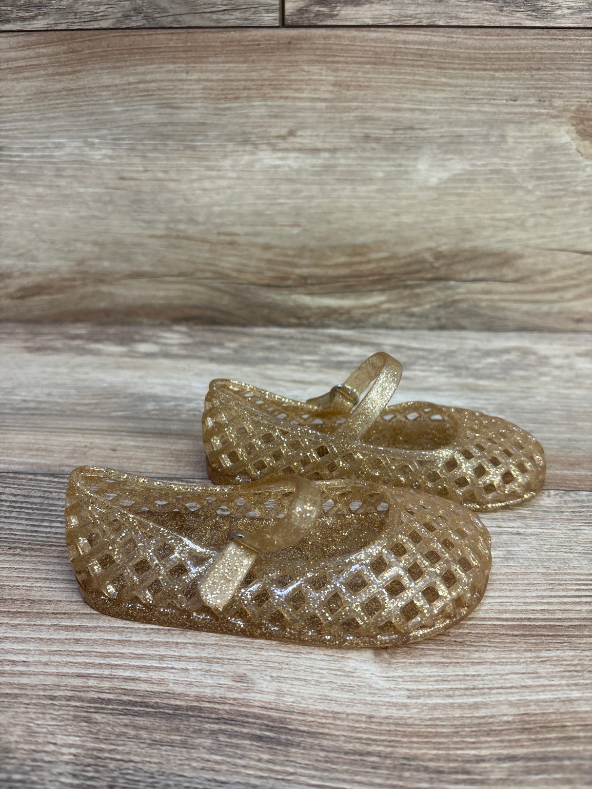 Old Navy Jelly Sandals Gold sz 7c