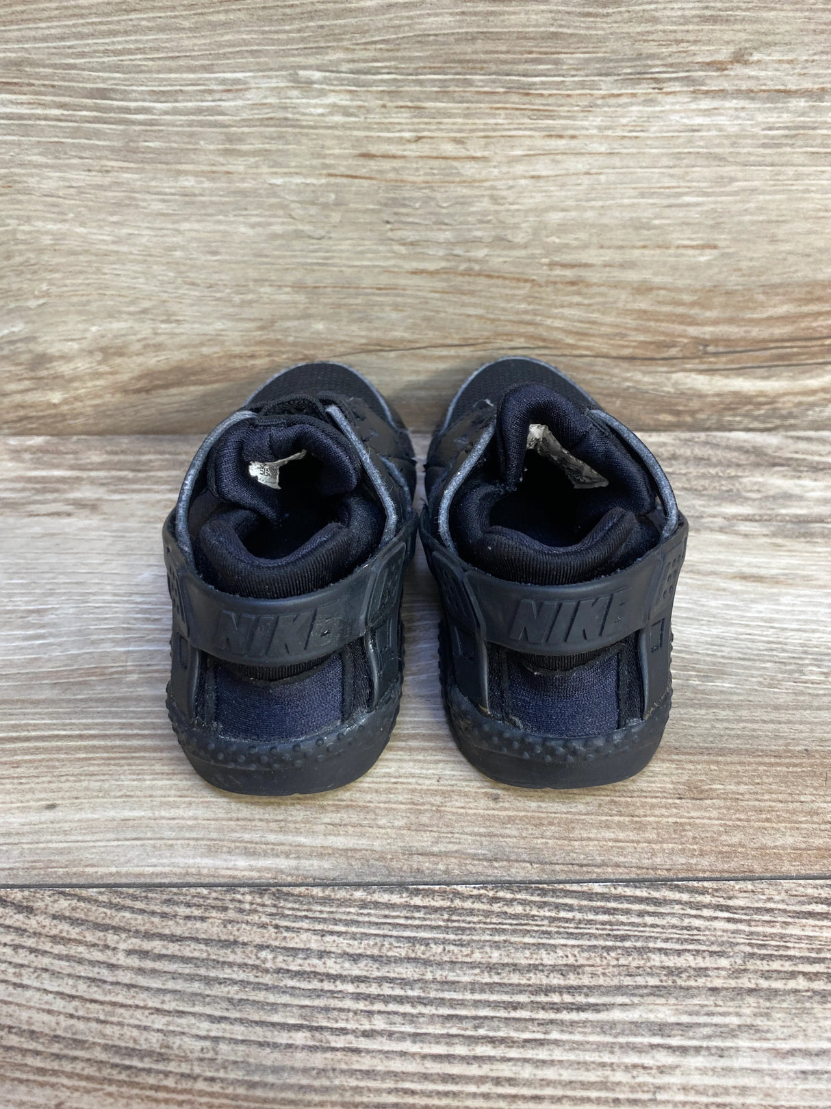 Nike Air Huarache Run Triple Black Sneakers sz 8c - Me n Mommy To Be