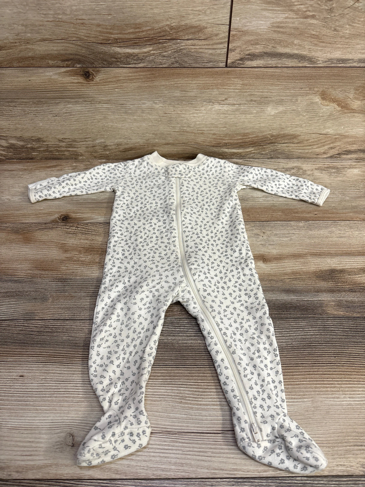 Quincy Mae Floral Sleeper White sz 3-6m