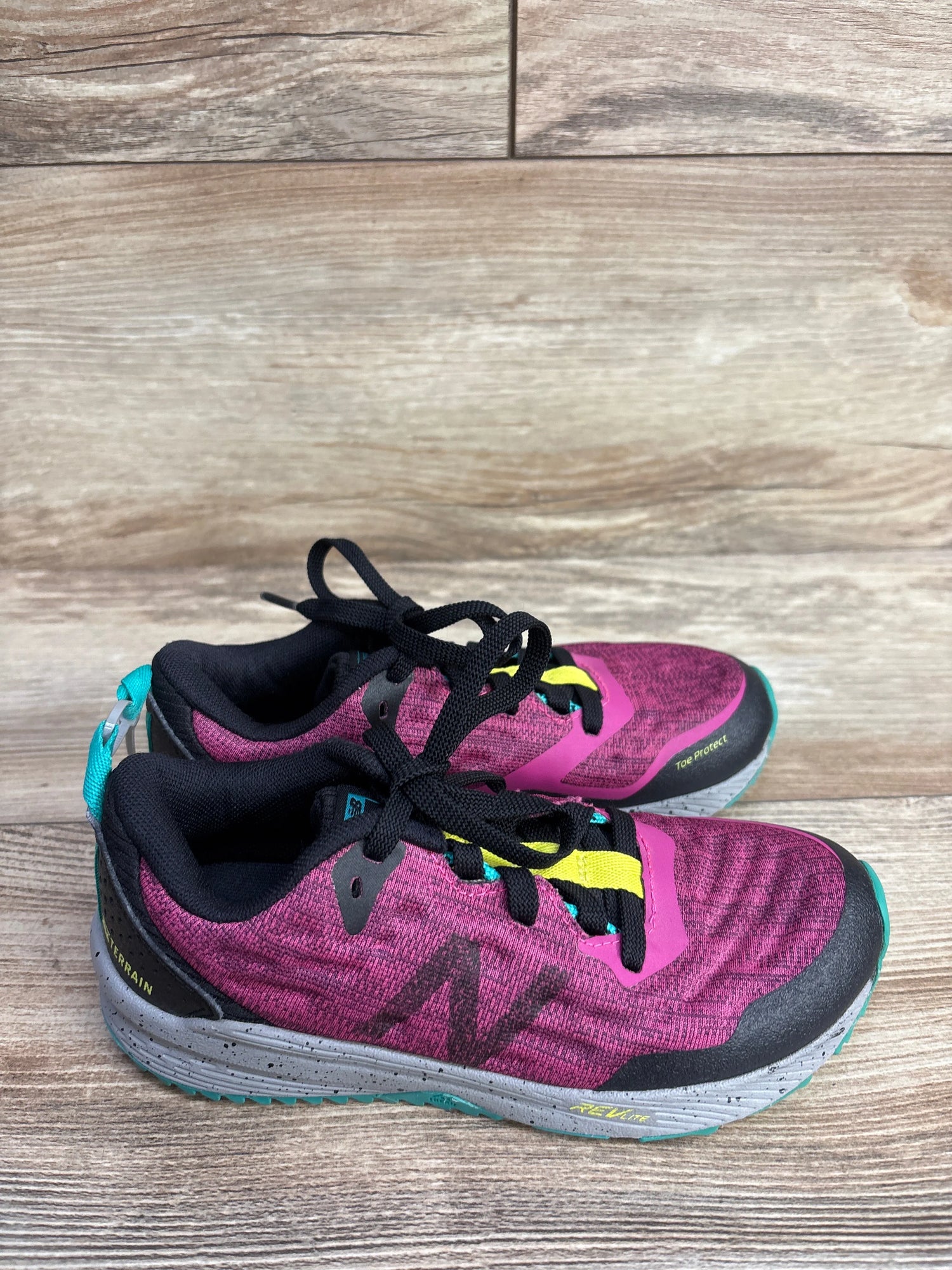 New Balance Kids FuelCore NITREL Sneakers Verdite sz 13c