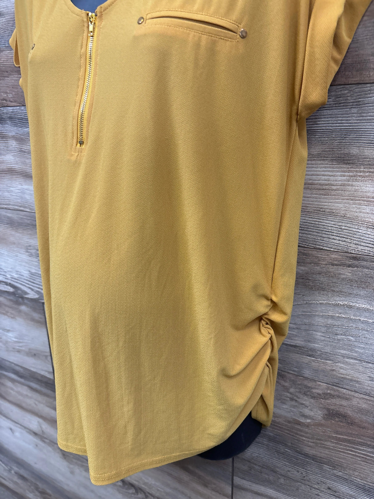 Sweet Wander 1/4th Zip Maternity Shirt Yellow sz XL