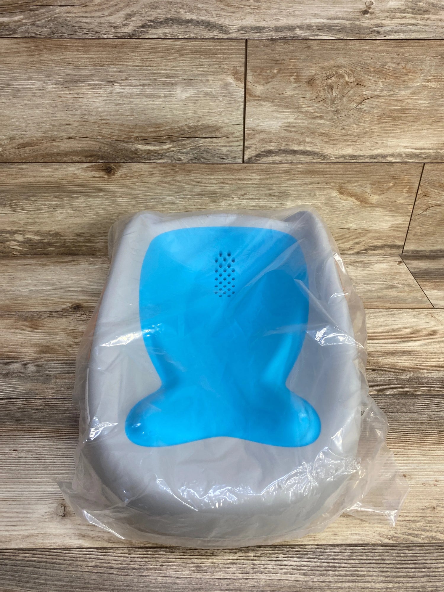 Skip Hop Baby Bath Tub Moby Recline and Rinse - Me n Mommy To Be