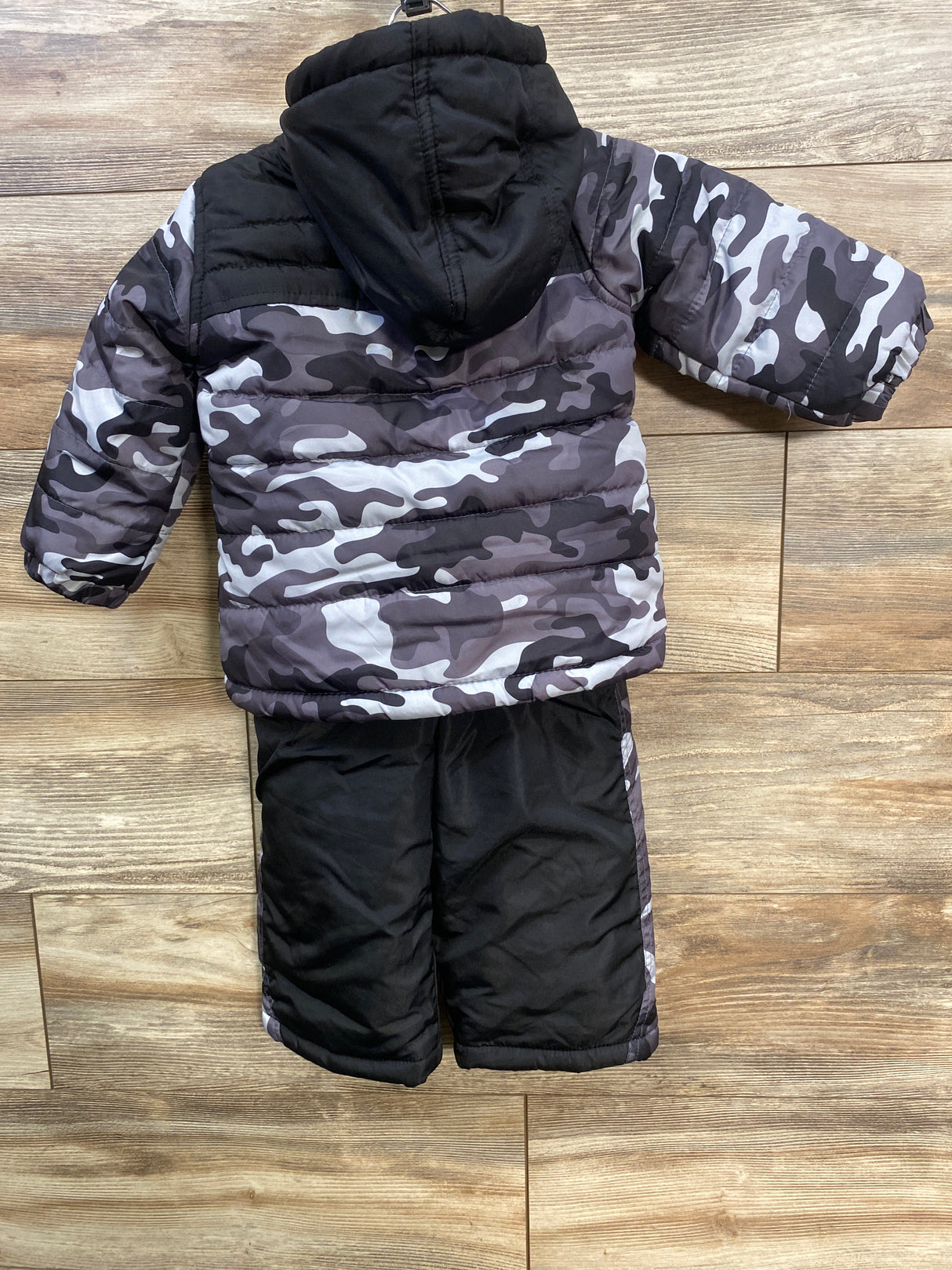 Arctic Quest Camo Bib Snow Pants and Ski Jacket Black/Grey sz 2T